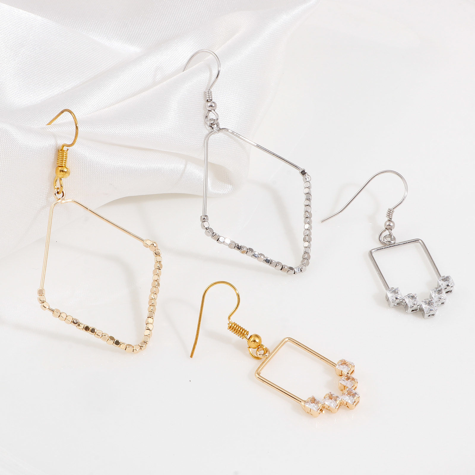 Immagine di Ottone Serie Geometry Ciondoli Vero Oro Placcato Trasparente Cubic Zirconiae 2 Pz