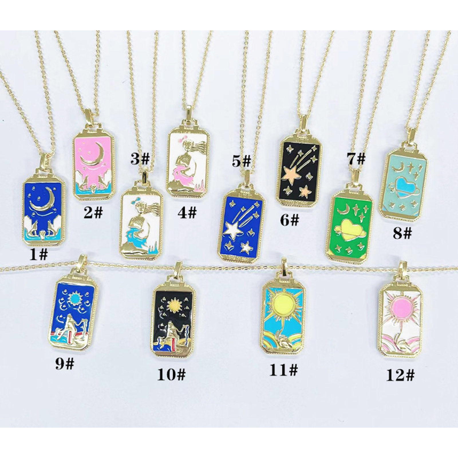 真鍮 タロット ペンダント 金メッキ 多色 エナメル 3.1cm x 1.4cm、 1 個 の画像