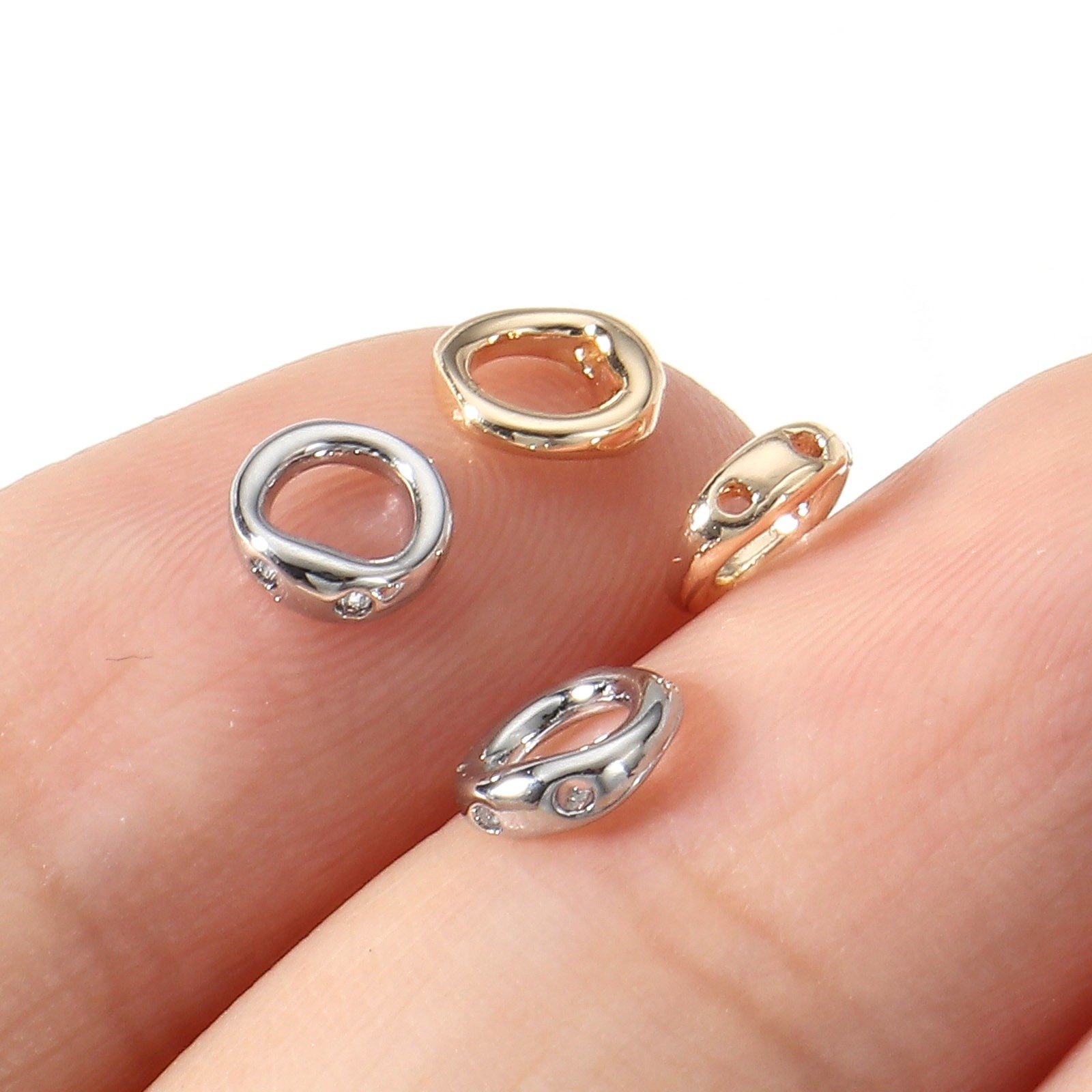 Picture of Brass Wire Protectors Round Real Gold Plated 5.2mm x 5mm