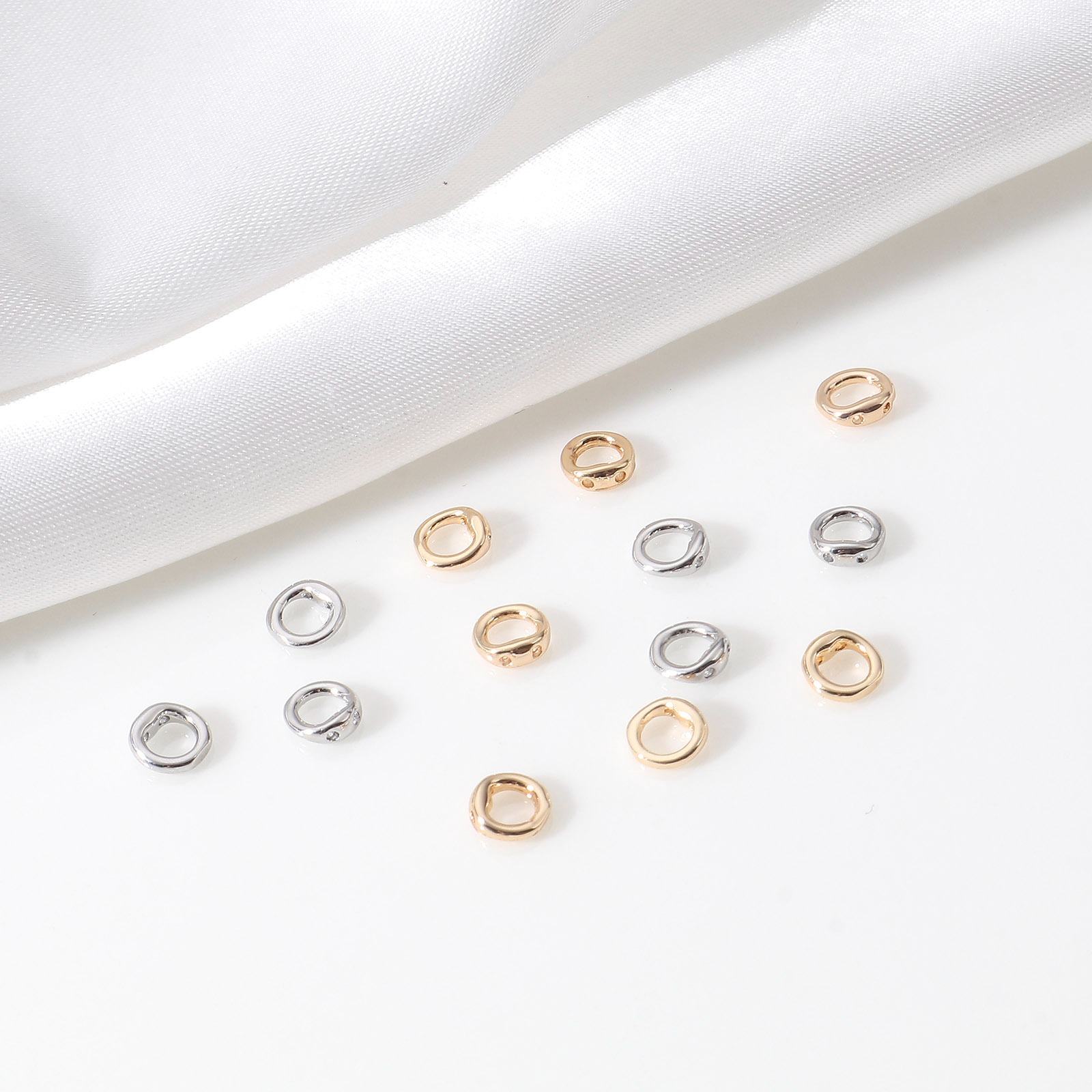 Picture of Brass Wire Protectors Round Real Gold Plated 5.2mm x 5mm