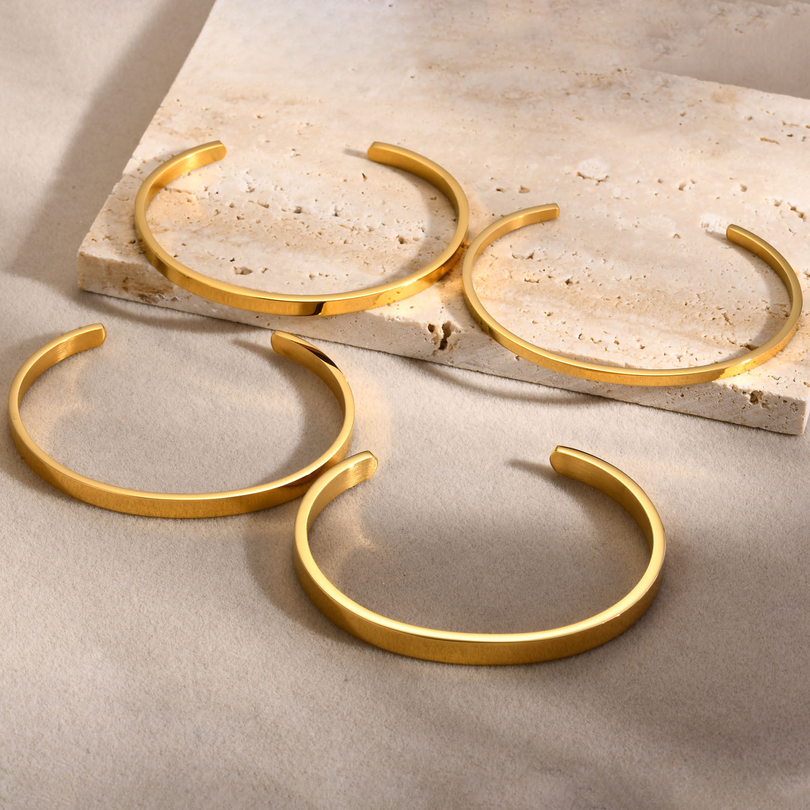 Imagen de Enchapado al Vacío Ecológico Elegante Sencillo Chapado en Oro de 18K 304 Acero Inoxidable Brazalete Unisexo Fiesta 1 Unidad