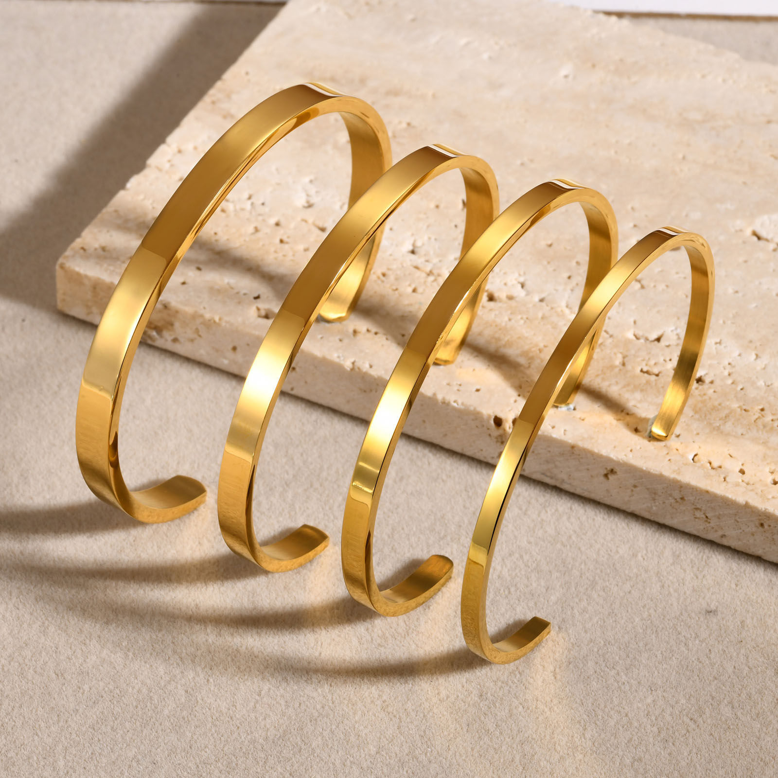 Imagen de Enchapado al Vacío Ecológico Elegante Sencillo Chapado en Oro de 18K 304 Acero Inoxidable Brazalete Unisexo Fiesta 1 Unidad