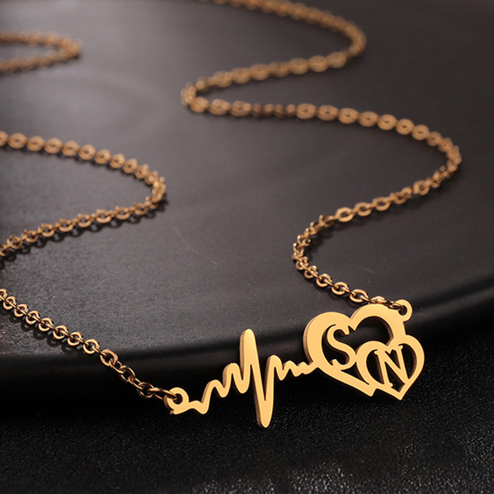 Immagine di 1 Pz 304 Acciaio Inossidabile Collana con Nome Personalizzato Ciondolo con Lettera Personalizzata Cuore 45cm Lunghezza