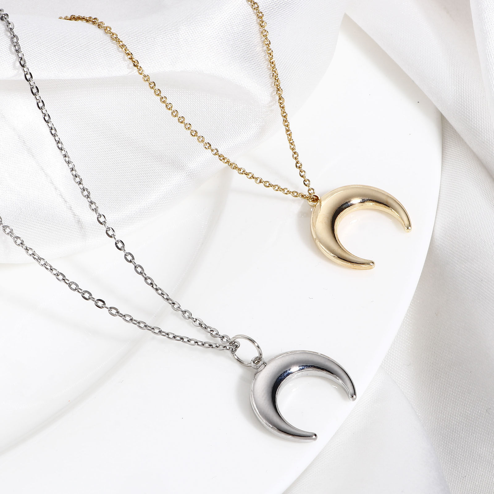 Picture of Brass Galaxy Charms Real Gold Plated Crescent Moon Double Horn 18mm x 18mm