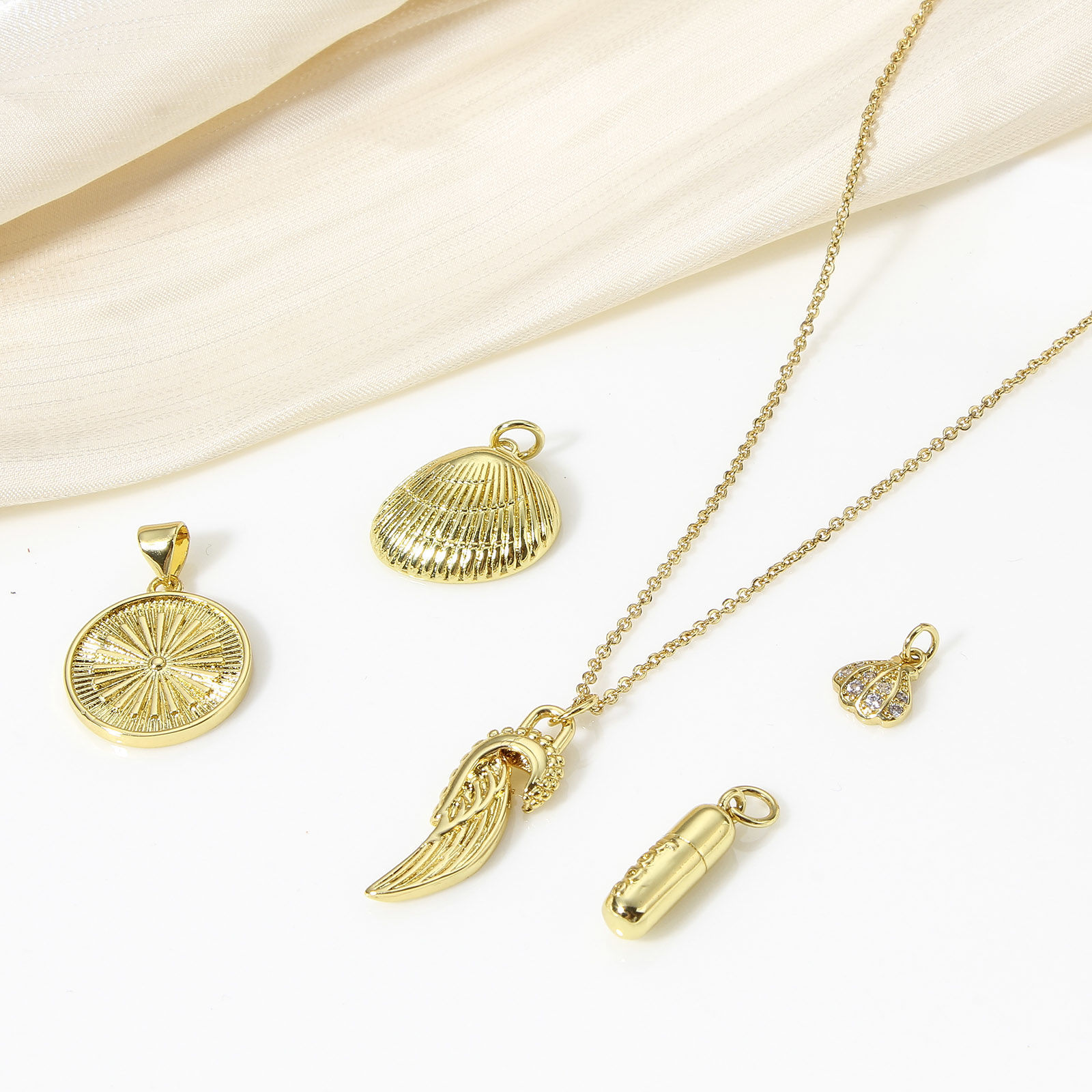 Picture of Brass Charms 18K Real Gold Plated