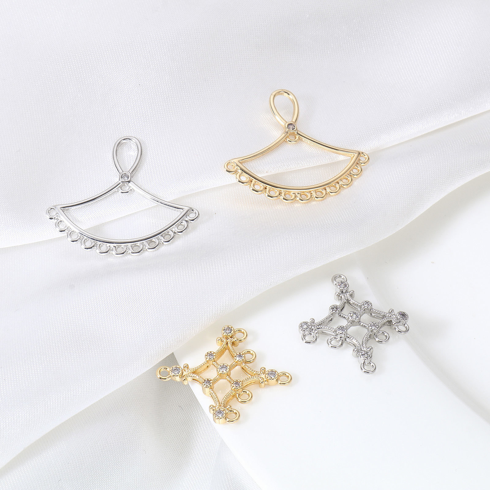 Immagine di 2 Pz Ottone Lampadario Connettore Poroso Accessori Vero Oro Placcato Trasparente Cubic Zirconiae