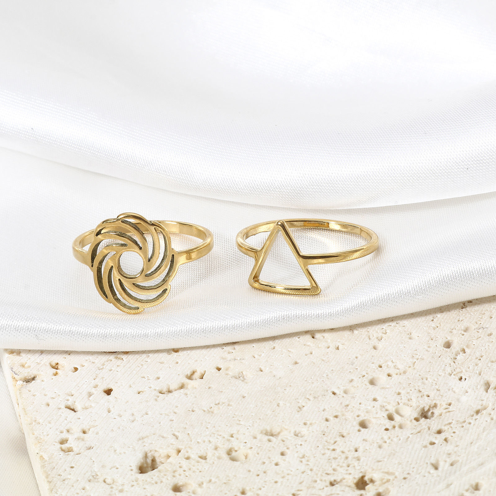 Imagen de 1 Unidad 304 Acero Inoxidable No Ajustable Anillos Chapado en Oro