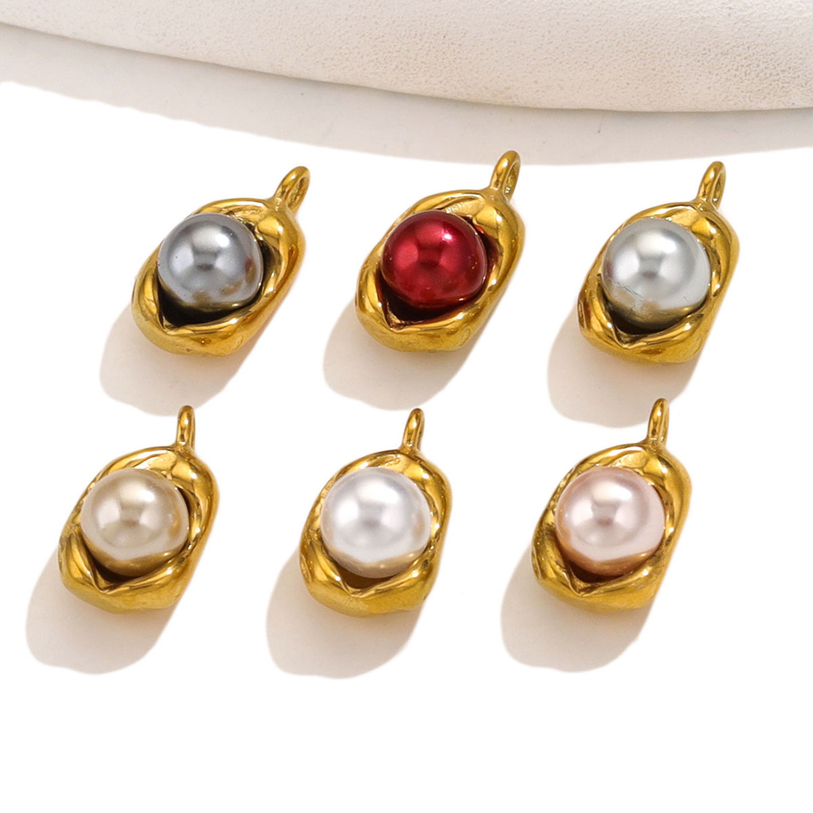 1 個 304ステンレス鋼 チャーム エンドウ 金メッキ 多色 パール模造 14mm x 8mm の画像