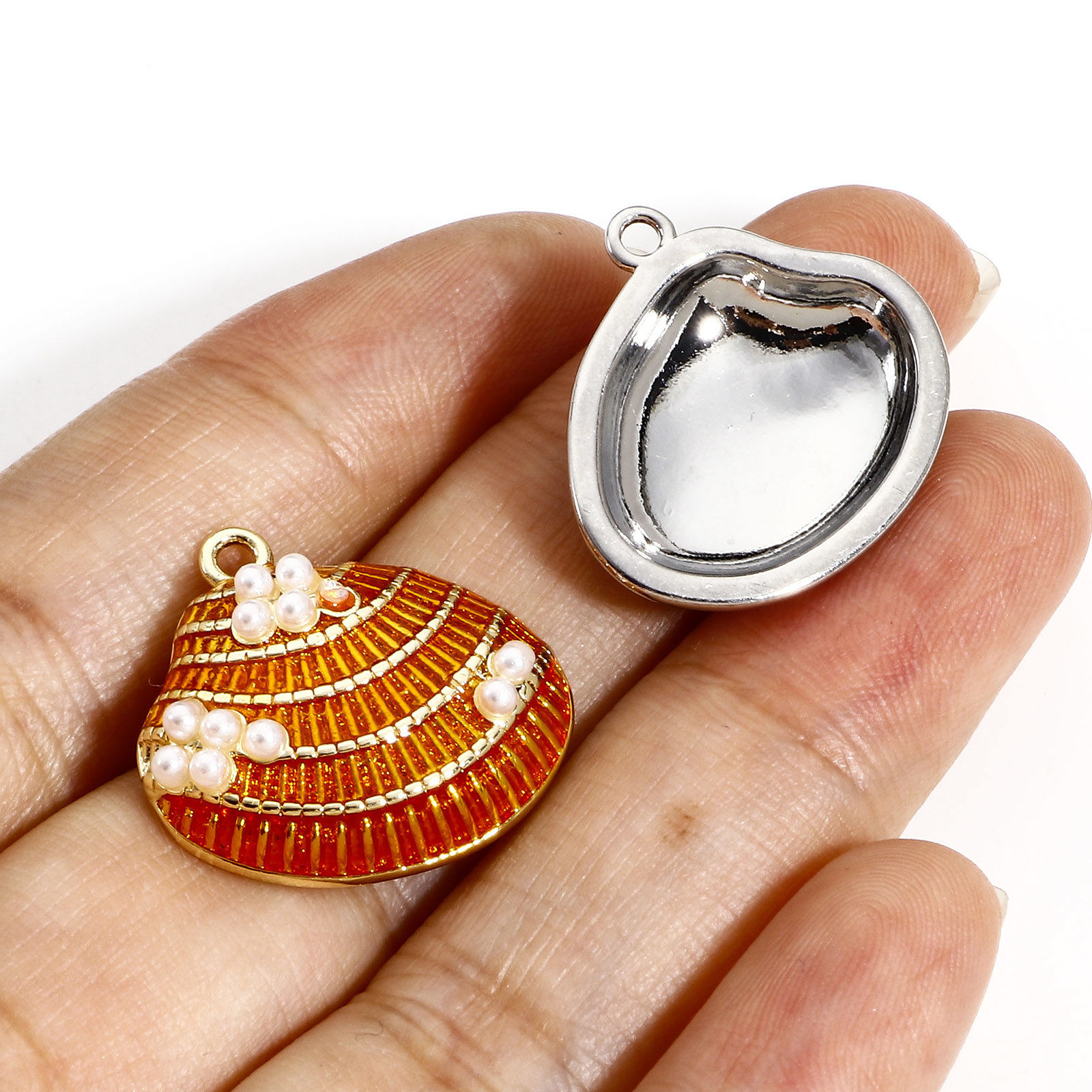 Picture of Brass Charms Real Gold Plated Shell Enamel 20mm x 20mm