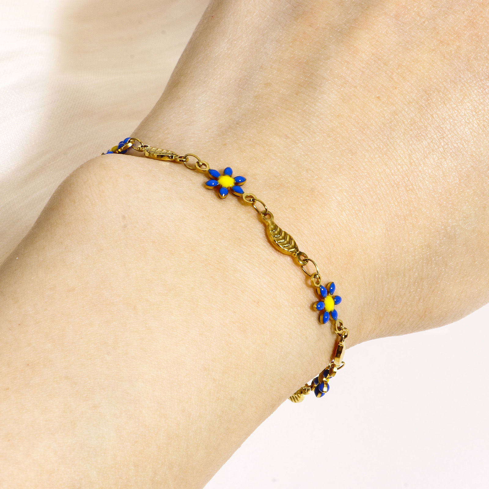 Picture of 304 Stainless Steel Religious Handmade Link Chain Bracelets Gold Plated Leaf Daisy Flower Double-sided Enamel 17.5cm(6 7/8") long