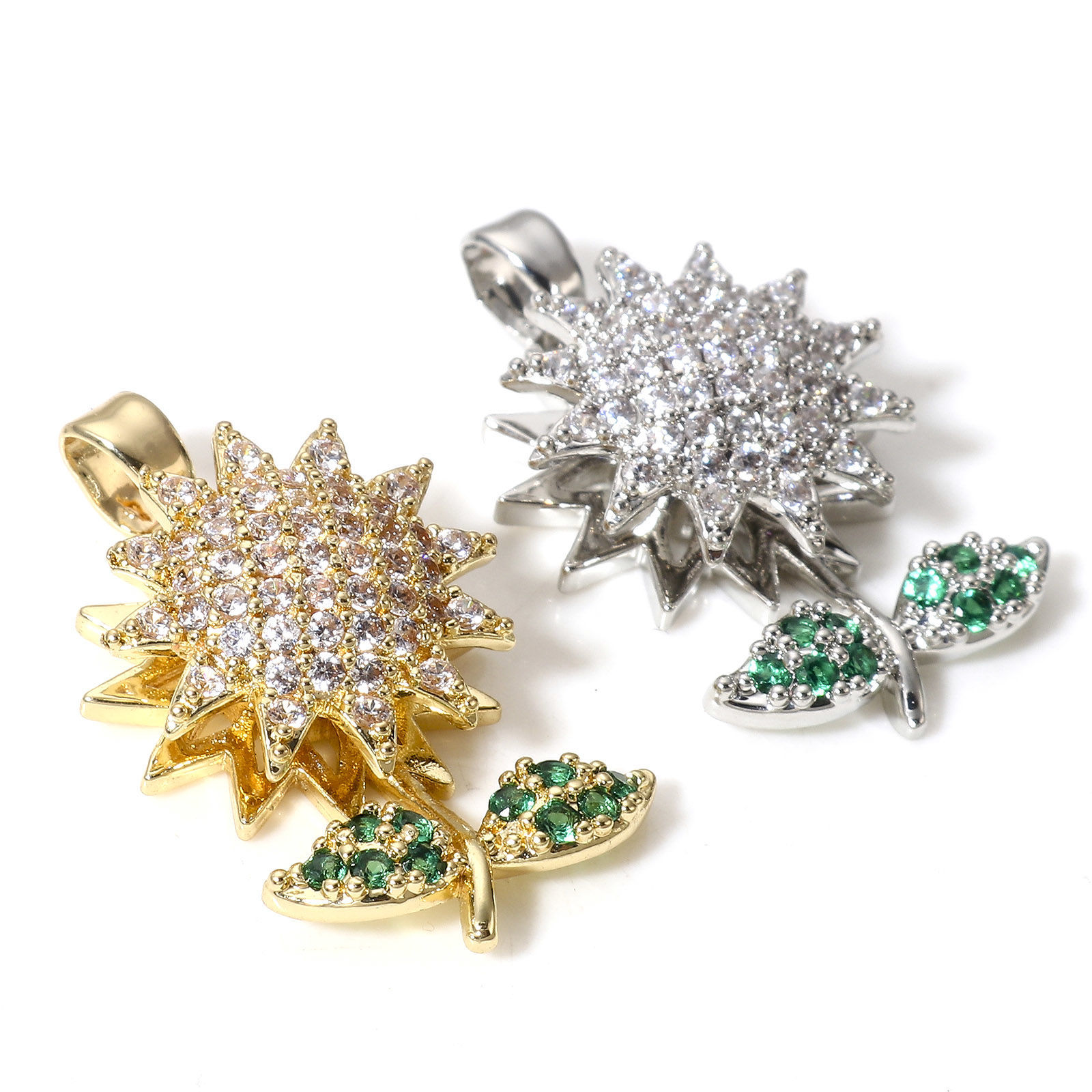 1 個 真鍮 チャーム ペンダント 多色 ヒマワリ 回転可能 クリア ジルコン 26mm x 15mm、 の画像