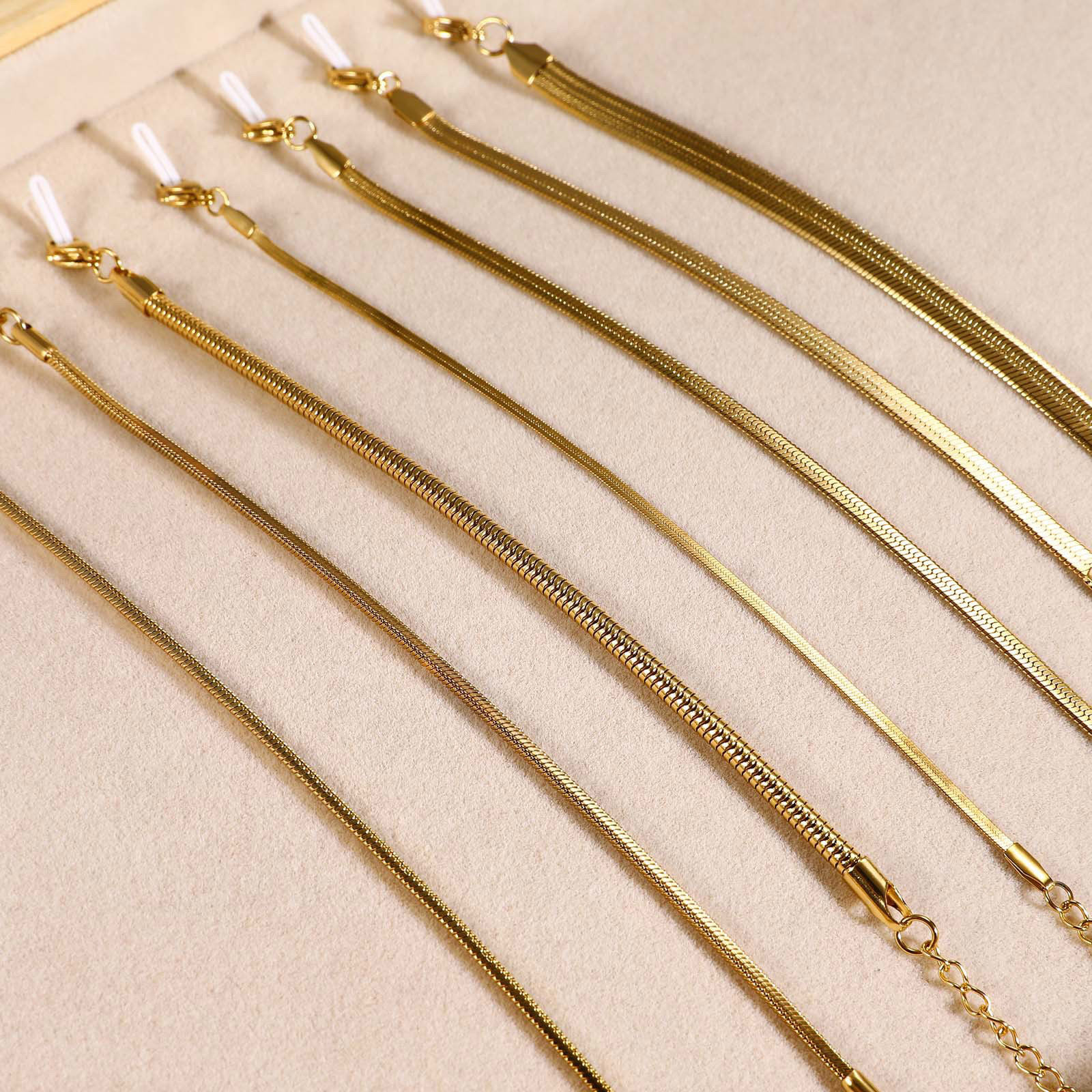 Picture of Eco-friendly Vacuum Plating Stylish Simple 18K Real Gold Plated 304 Stainless Steel Snake Chain Bracelets For Women Party