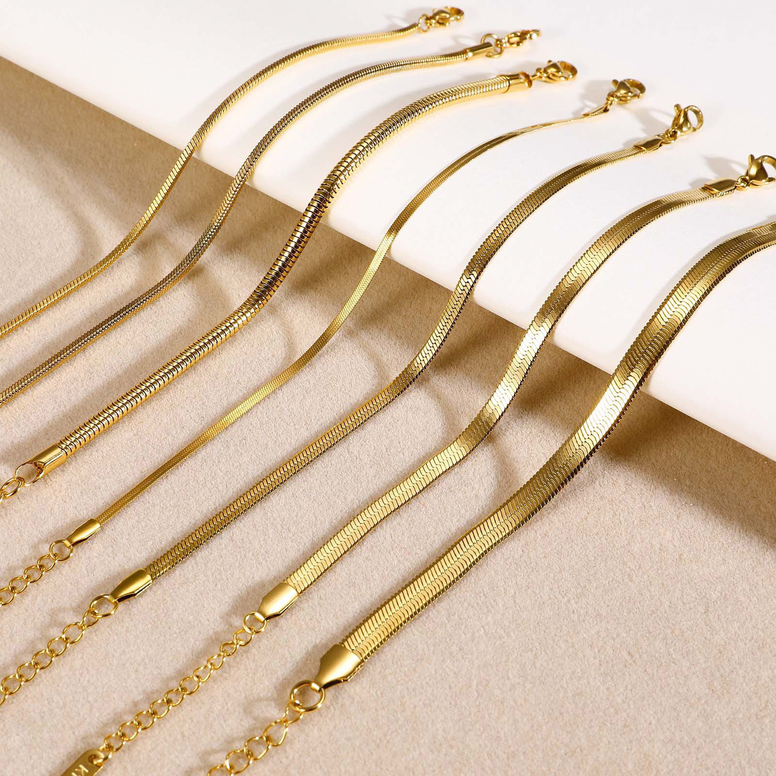 Picture of Eco-friendly Vacuum Plating Stylish Simple 18K Real Gold Plated 304 Stainless Steel Snake Chain Bracelets For Women Party