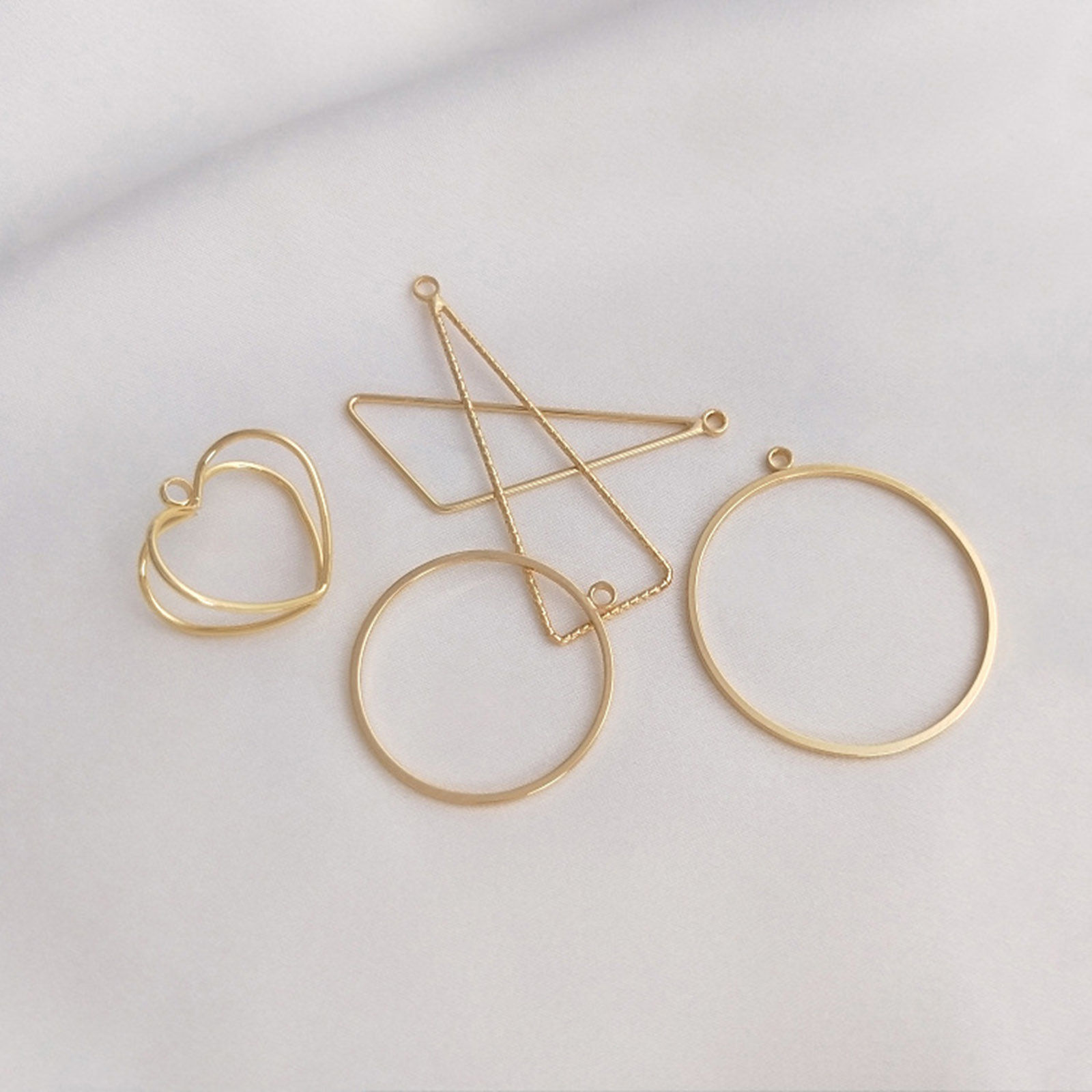 Bild von 2 Stück Messing Geometrisch Lünettenrahmen-Charms-Anhänger 14K Echtgold plattiert