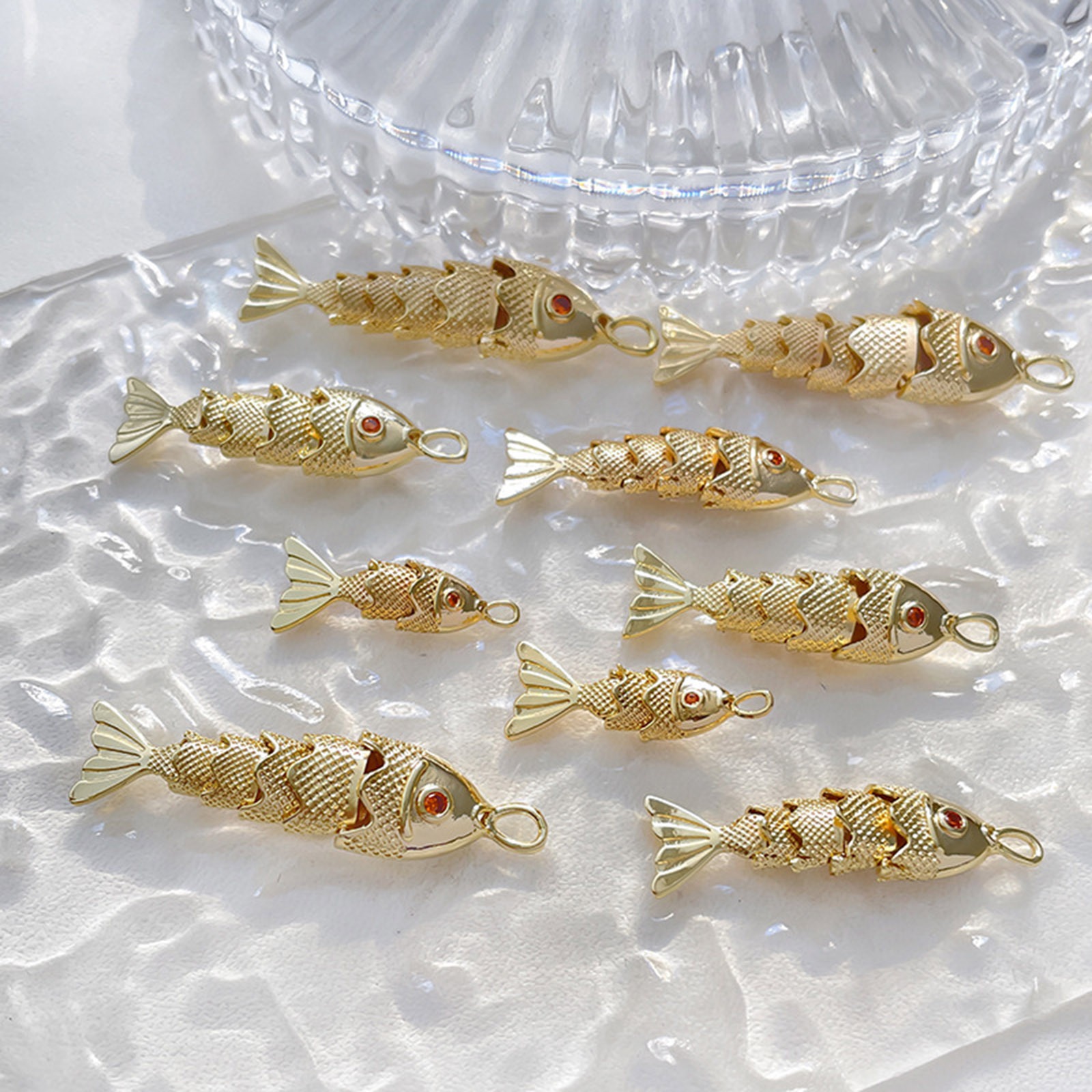 Immagine di 1 Pz Ecologico Ottone Gioielli Oceanici Ciondoli Pendenti Vero Oro Placcato Pesce Mobile Rosso Arancione Cubic Zirconiae