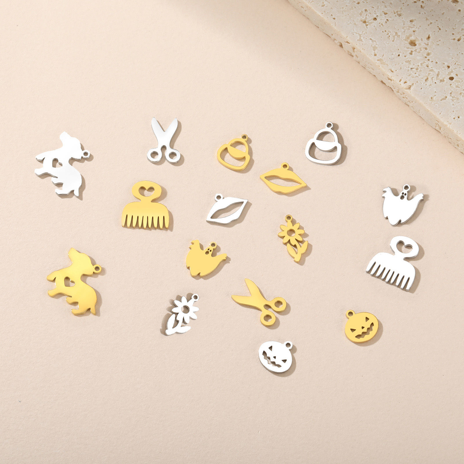 Bild von 5 Stück 304 Edelstahl Mini Charms Hohl