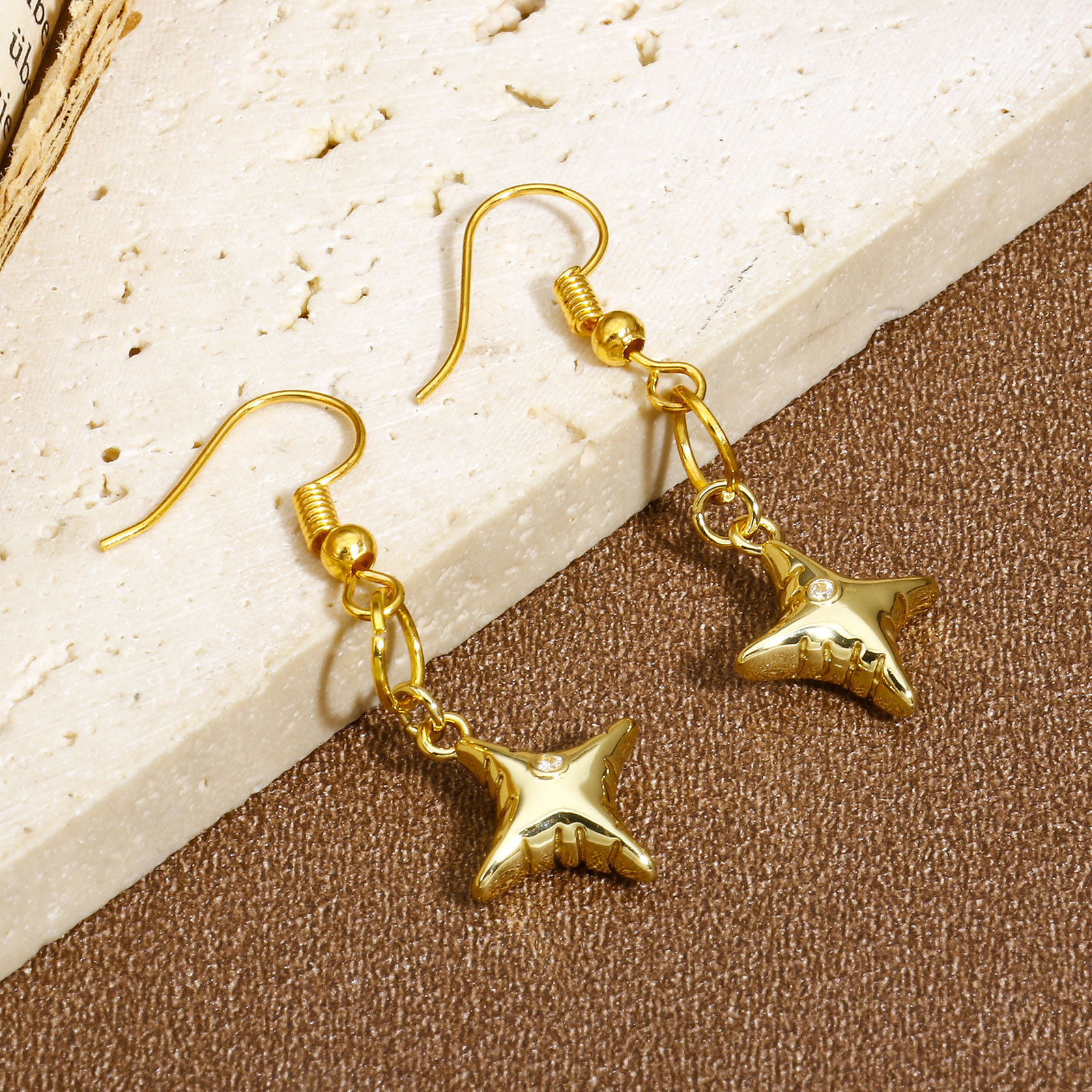 Picture of Brass Galaxy Charms 18K Real Gold Plated Star 3D Clear Cubic Zirconia 19mm x 14mm