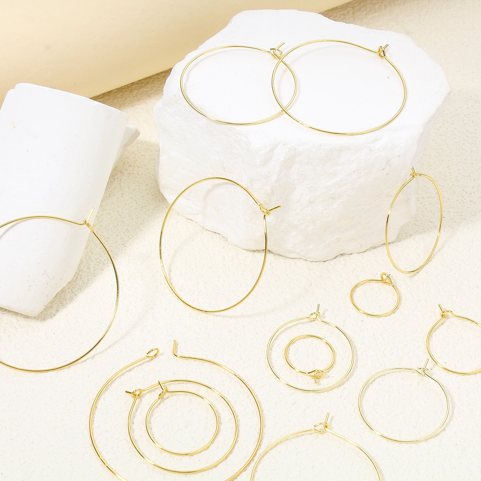 Image de 10 Pcs Boucles d'Oreilles Créoles Accessories pour DIY Fabrication de Bijoux Respectueux de la Nature en Laiton Simple Plaqué Or Véritable Annulaire