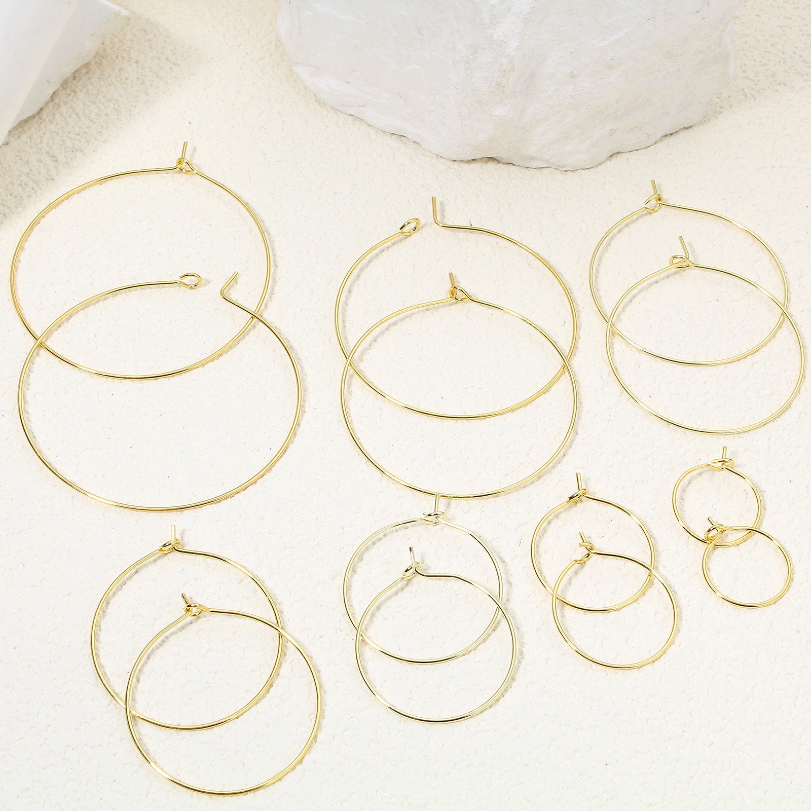 Image de 10 Pcs Boucles d'Oreilles Créoles Accessories pour DIY Fabrication de Bijoux Respectueux de la Nature en Laiton Simple Plaqué Or Véritable Annulaire