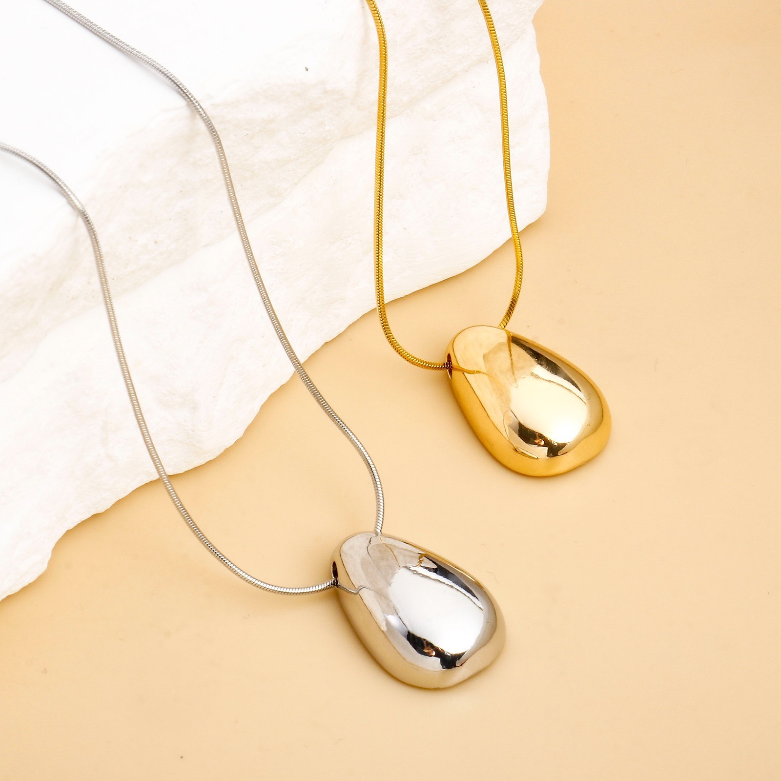 Bild von 1 Stück Umweltfreundlich Messing Geometrisch Charms Echt Platin plattiert Tropfen