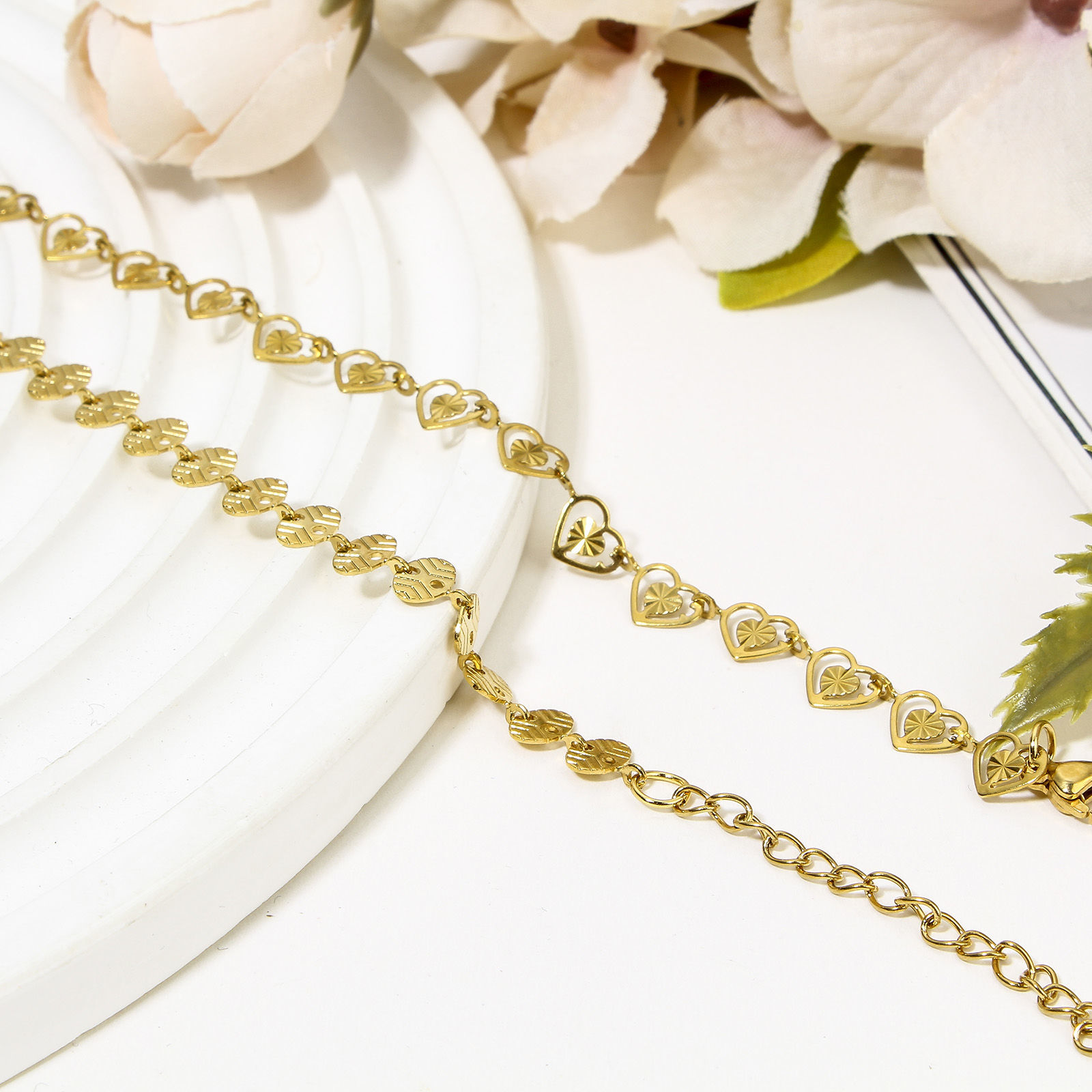 Picture of 304 Stainless Steel Handmade Link Chain Anklet Gold Plated With Lobster Claw Clasp And Extender Chain Geometric Heart 22.5cm(8 7/8") long