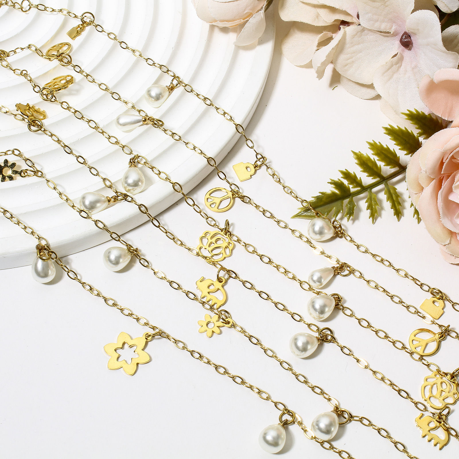 Picture of 304 Stainless Steel Link Cable Chain Anklet Gold Plated With Lobster Claw Clasp And Extender Chain Rose Flower 23cm(9") long