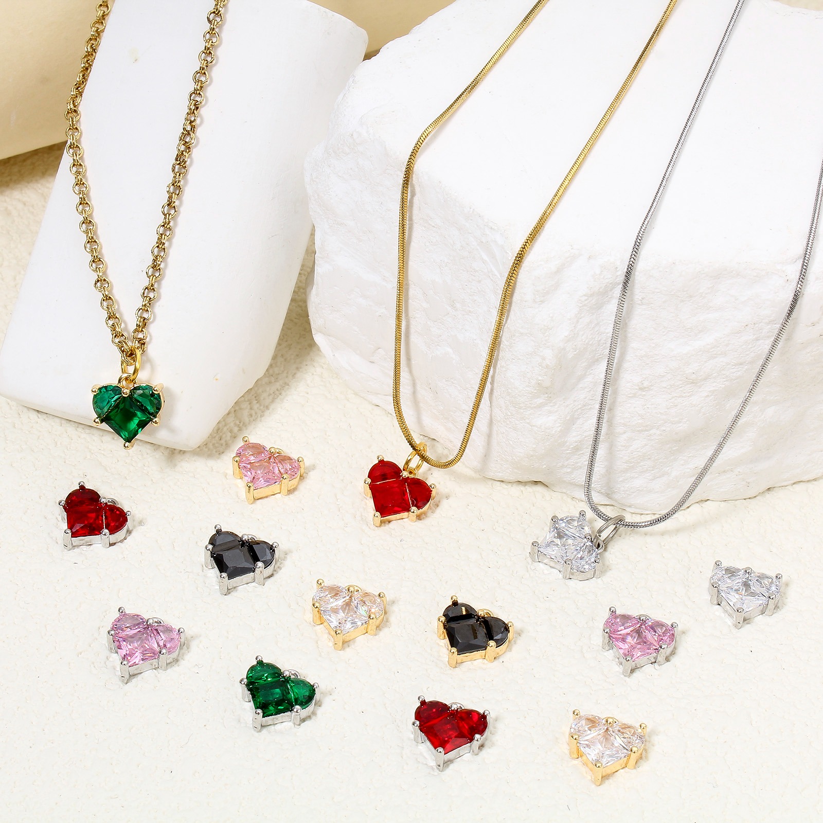 Bild von 1 Stück Umweltfreundlich Messing und Glas Valentinstag Charms Echtgold plattiert Herz 11mm x 10mm