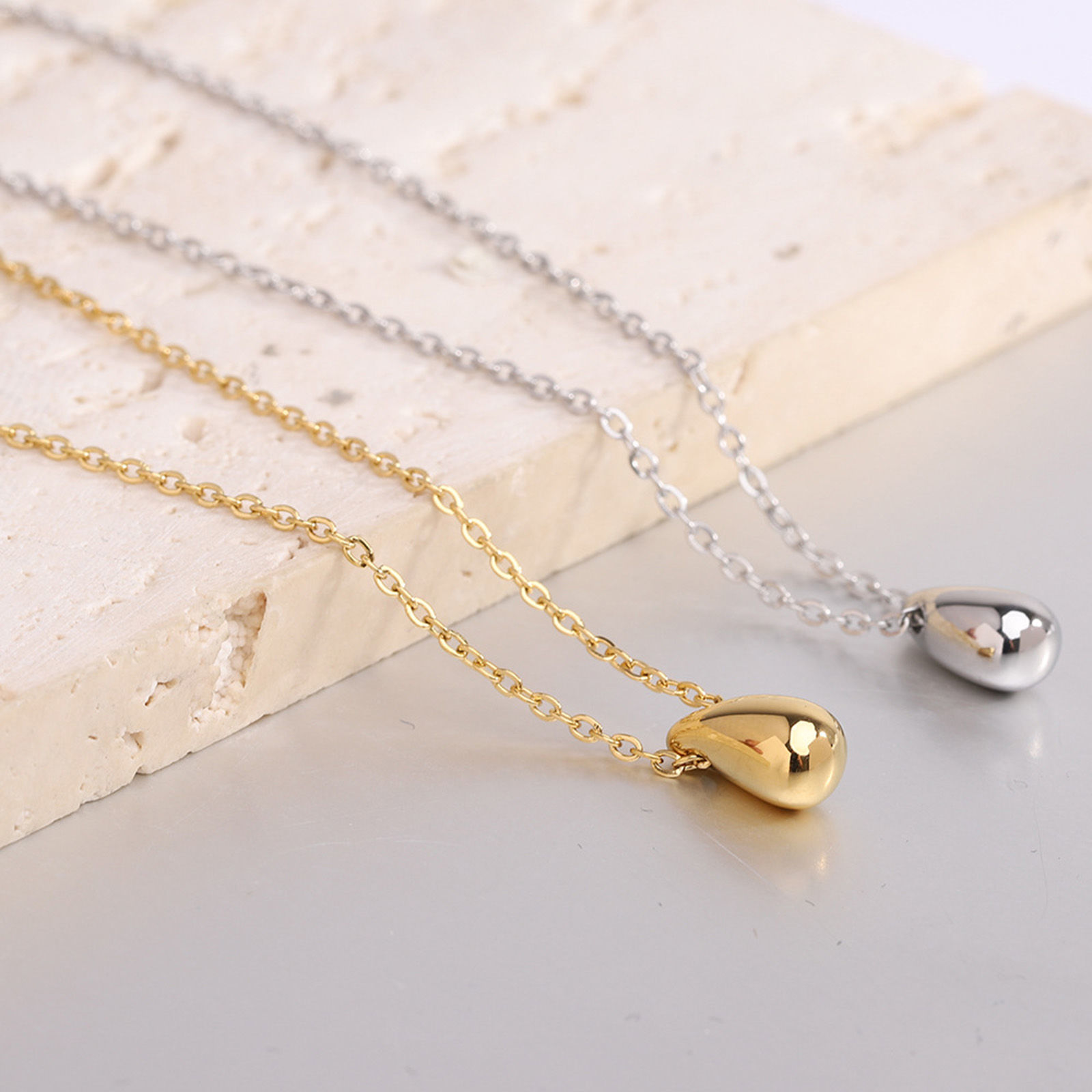 Picture of Eco-friendly Stylish Ins Style Multicolor 304 Stainless Steel Rolo Chain Drop Pendant Necklace For Women Party