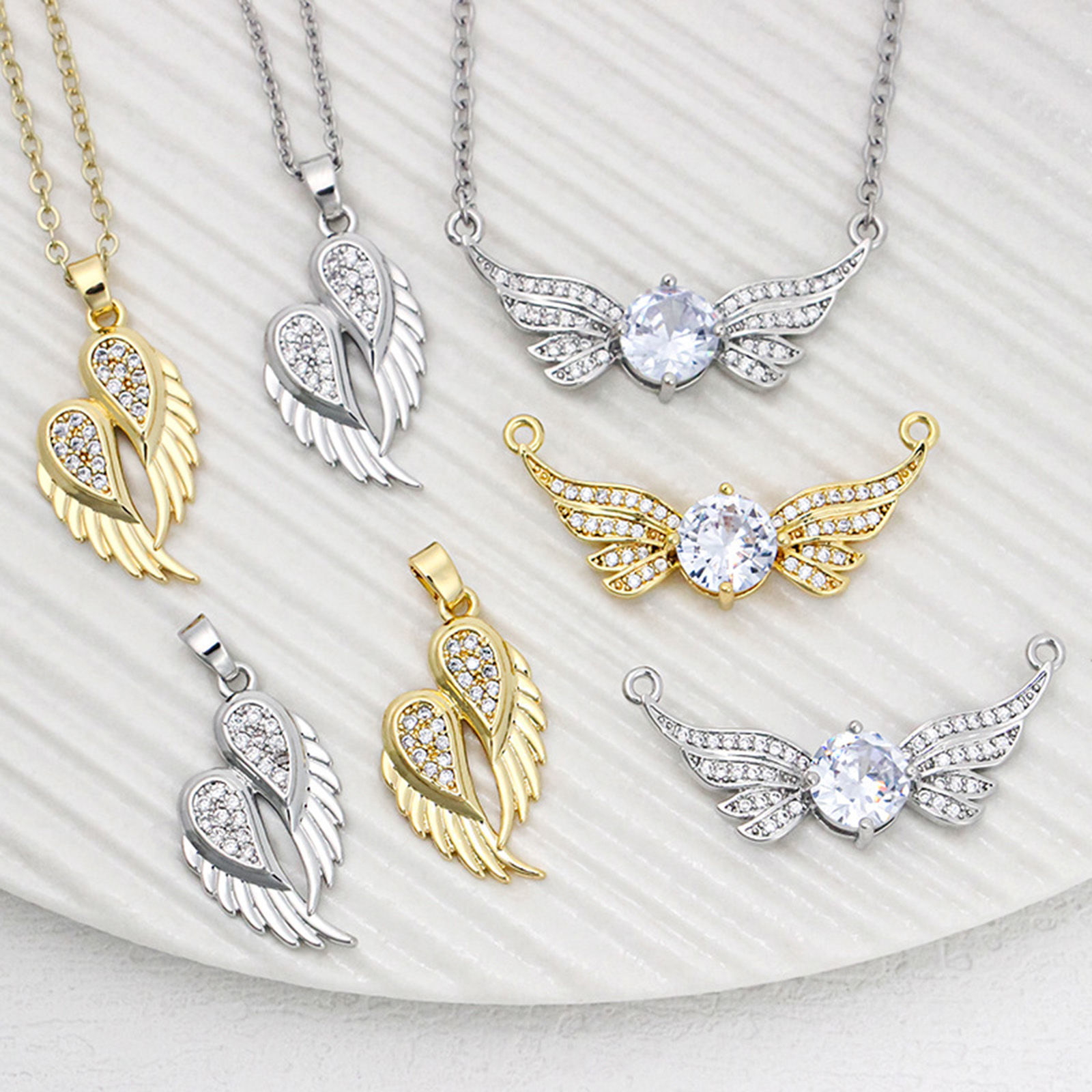 Image de 1 Pièce Pendentifs en Laiton Aile Multicolore à Zircone Cubique Clair