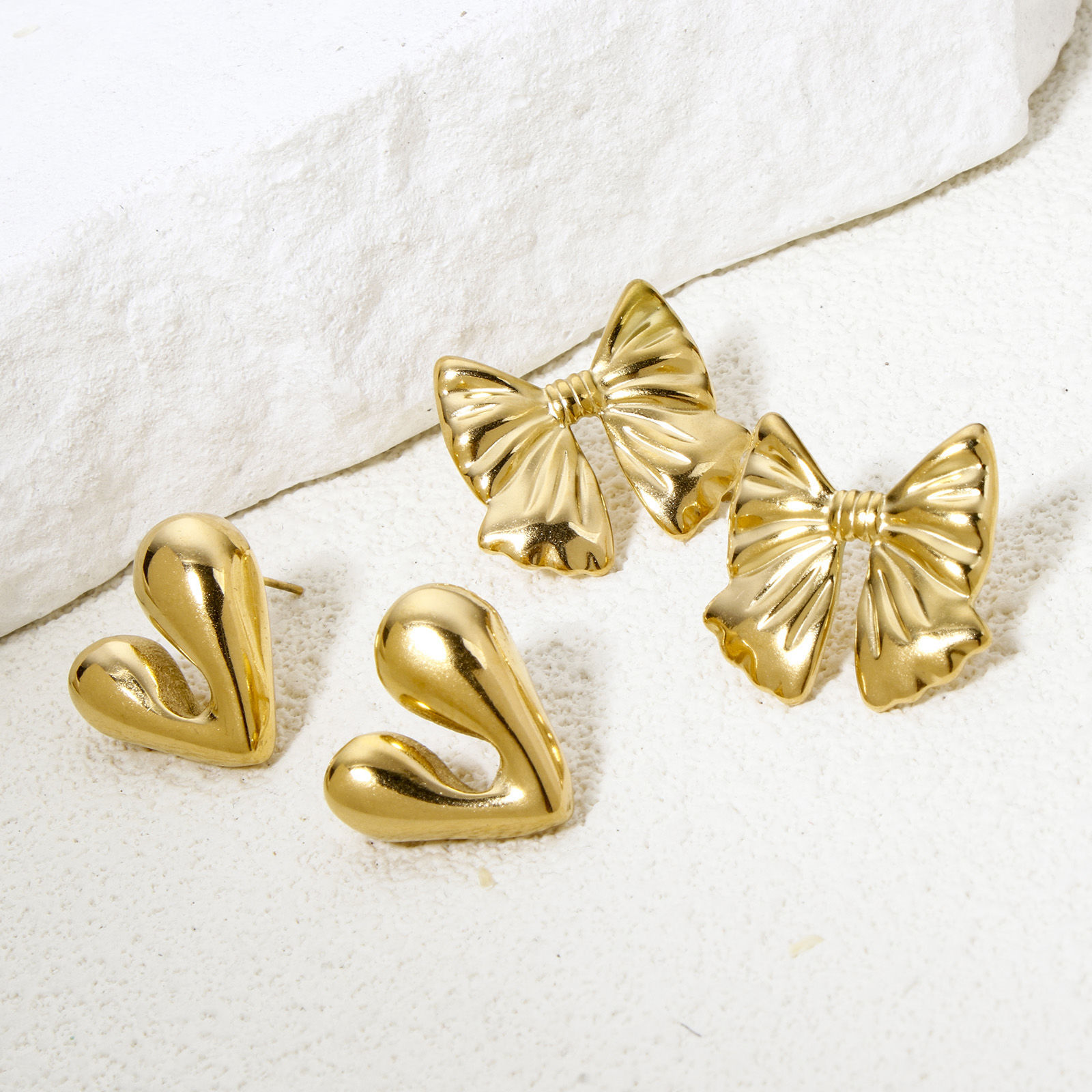 Picture of 1 Pair Vacuum Plating 304 Stainless Steel Ear Post Stud Earrings 18K Gold Plated Bowknot With Stoppers