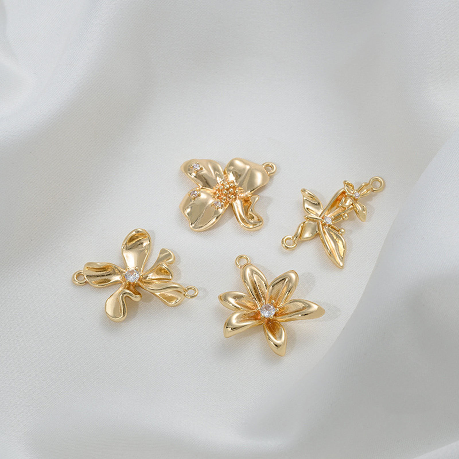 Picture of Eco-friendly Brass Charms 14K Real Gold Plated Bowknot Flower Clear Cubic Zirconia