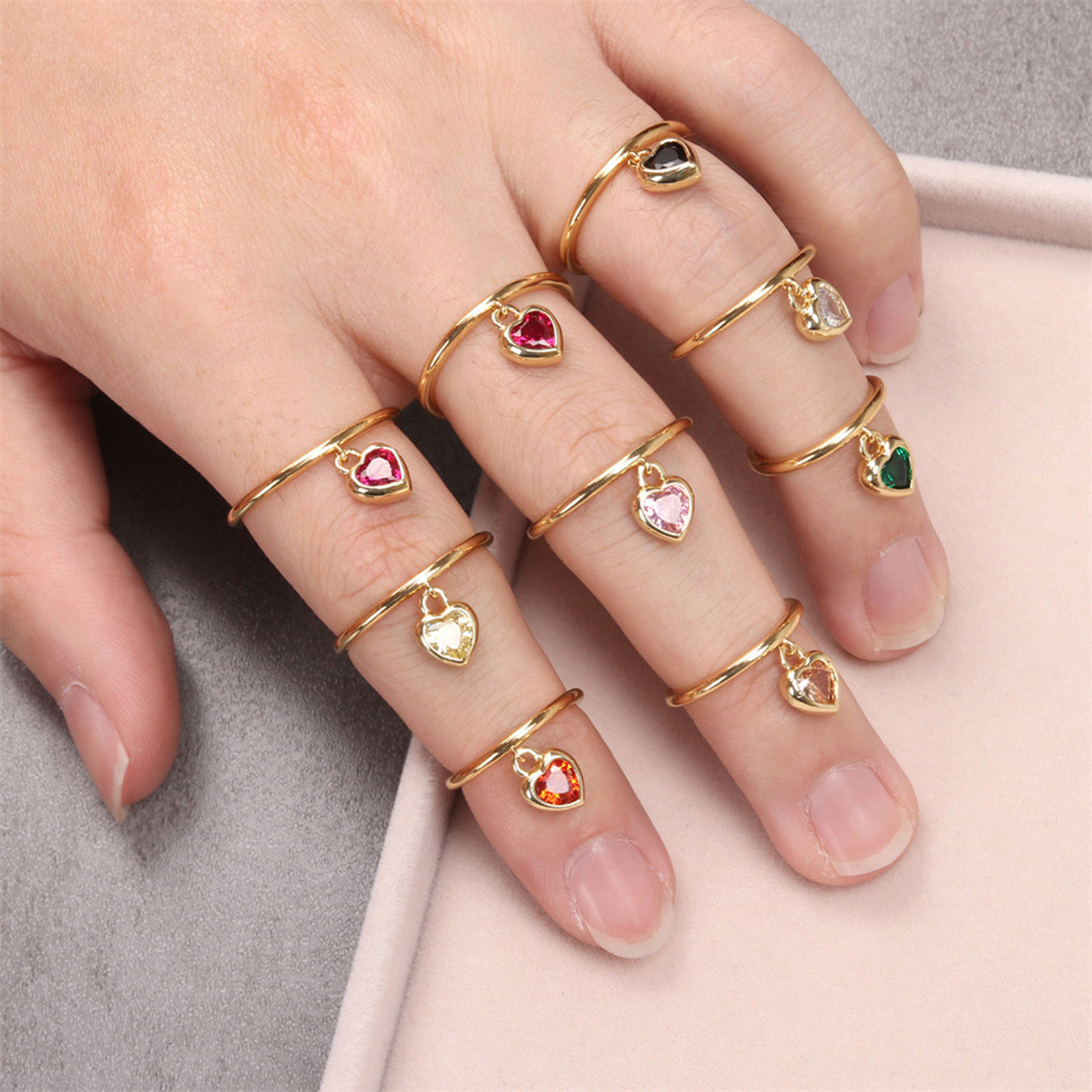 Изображение 1 ШТ Гипоаллергенный Изысканный Свой Камень 18K позолоченный Латунь+ Искусственный Циркон Открытый Сердце Кольца Для женщин День рождения