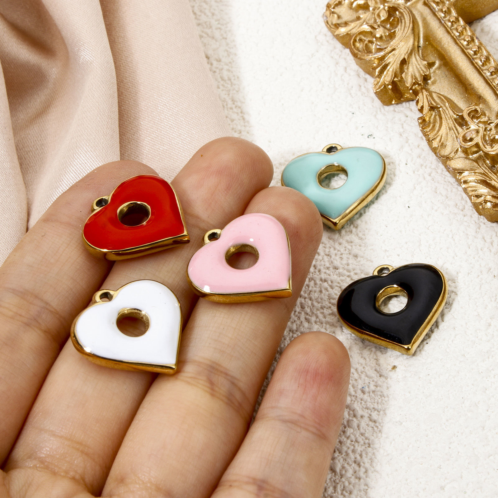 Picture of Vacuum Plating 304 Stainless Steel Valentine's Day Charms Gold Plated Multicolor Heart Circle Ring Enamel