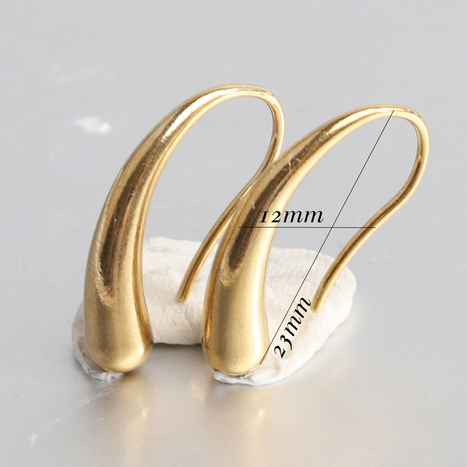 Picture of Vacuum Plating Stylish Simple Multicolor 304 Stainless Steel Curve Drop Smooth Blank Earrings For Women Party