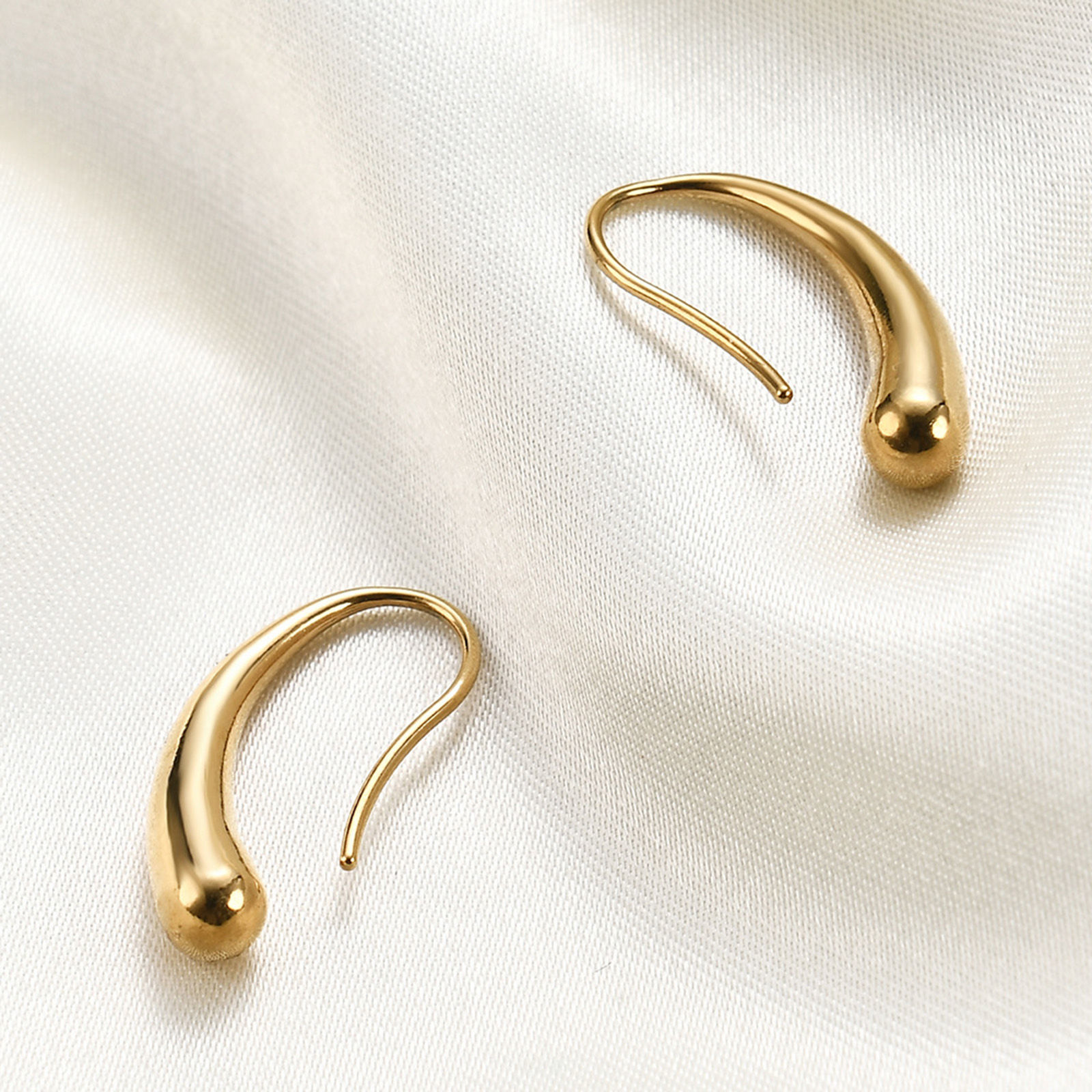Picture of Vacuum Plating Stylish Simple Multicolor 304 Stainless Steel Curve Drop Smooth Blank Earrings For Women Party