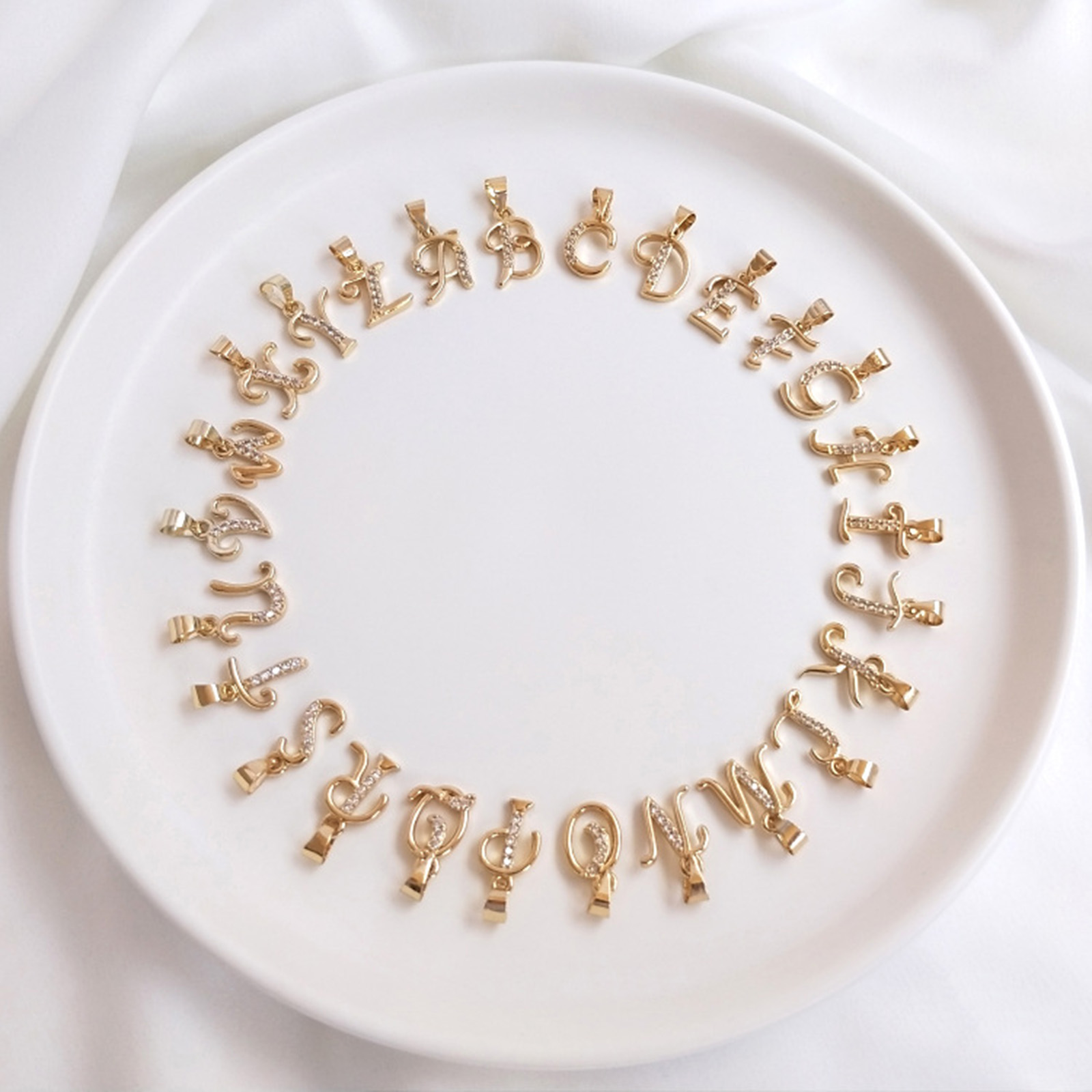 Bild von 1 Stück Umweltfreundlich Messing Charm-Anhänger 14K Echtgold plattiert Großbuchstaben Micro Pave Klar Zirkonia