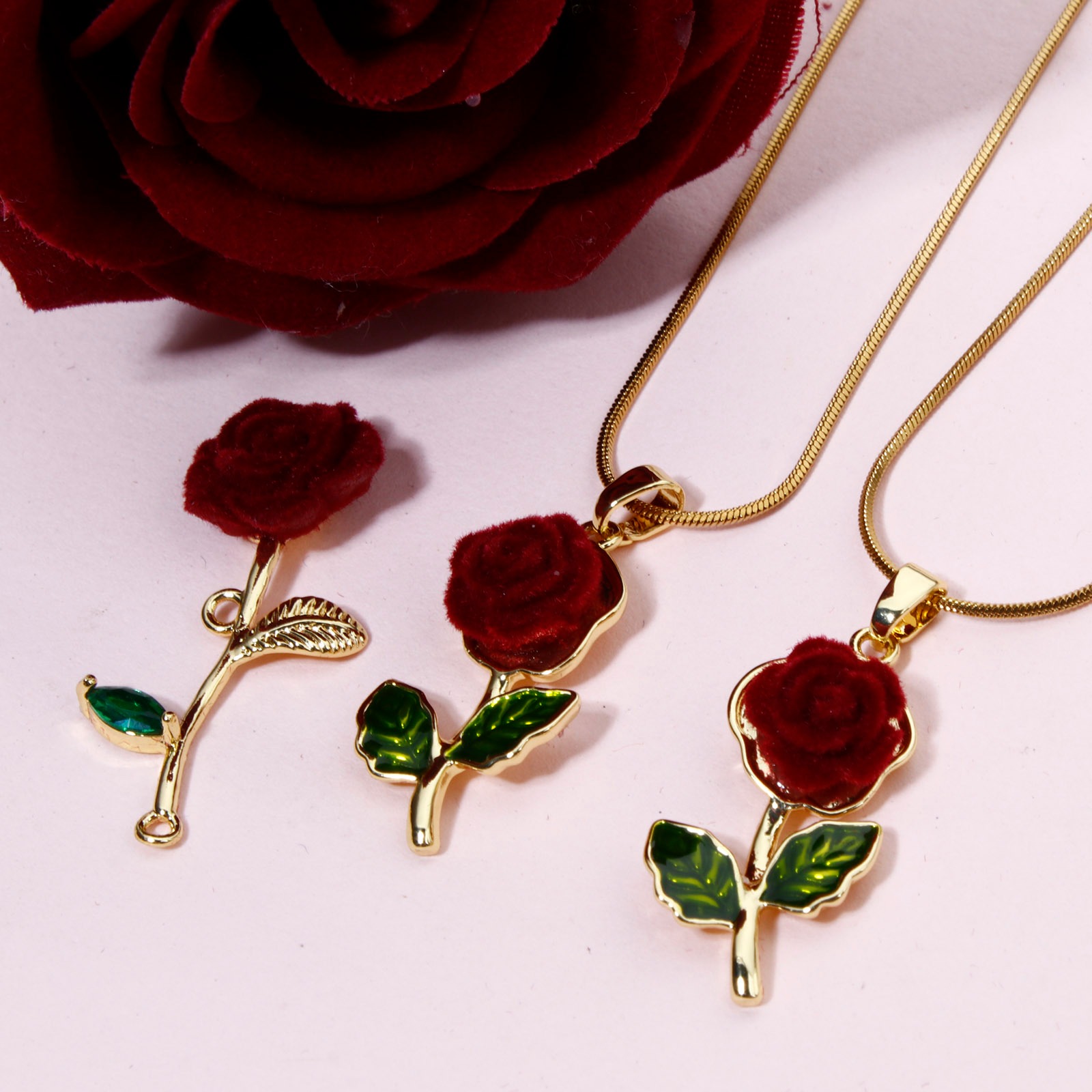 Bild von 1 Stück Messing Valentinstag Anhänger Echtgold plattiert Rose 3D