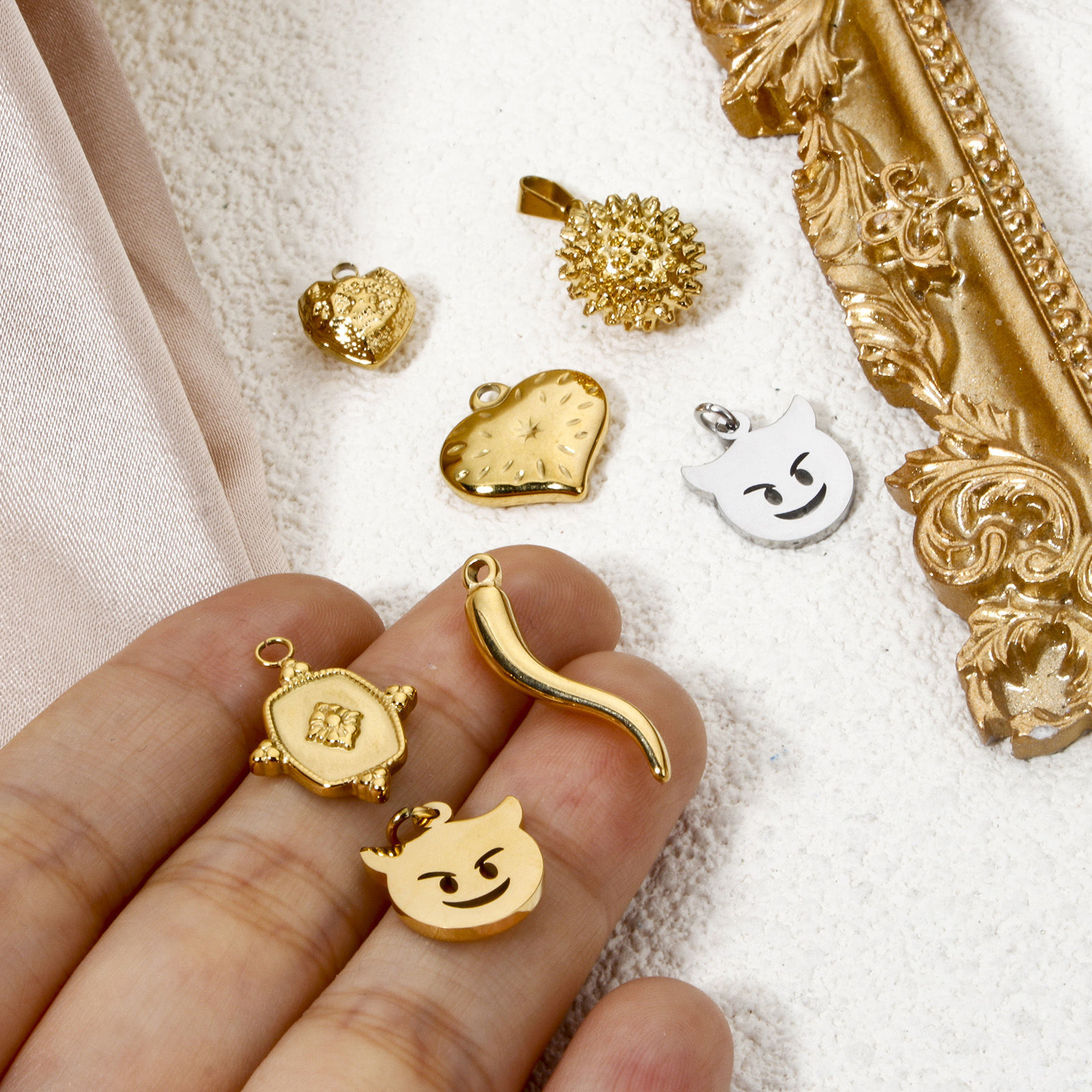 Picture of Vacuum Plating 304 Stainless Steel Simple Charms Multicolor Halloween Devil Hollow