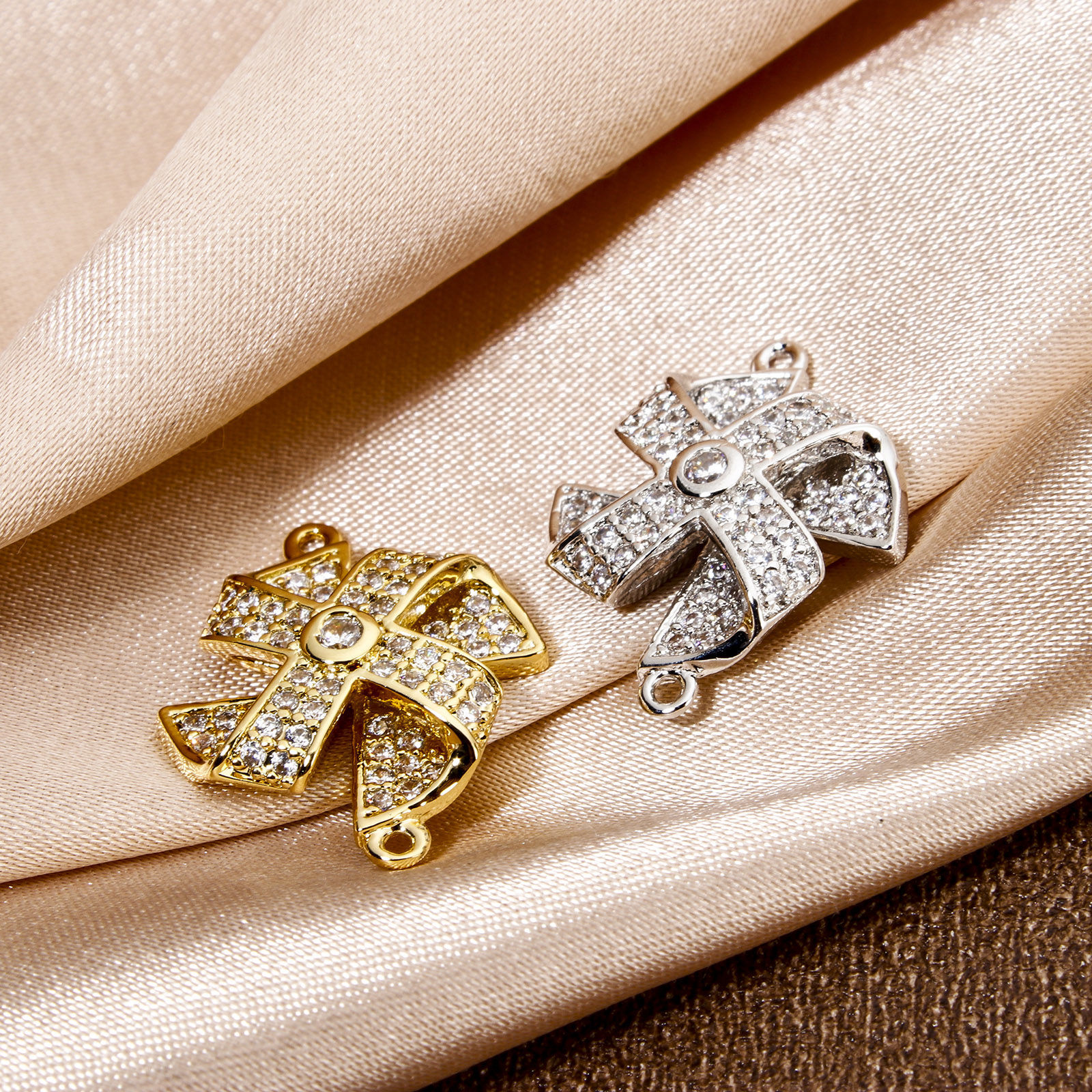 Picture of Eco-friendly Brass Micro Pave Connectors Charms Pendants Windmill Real Gold Plated 3D Clear Cubic Zirconia 20mm x 16mm