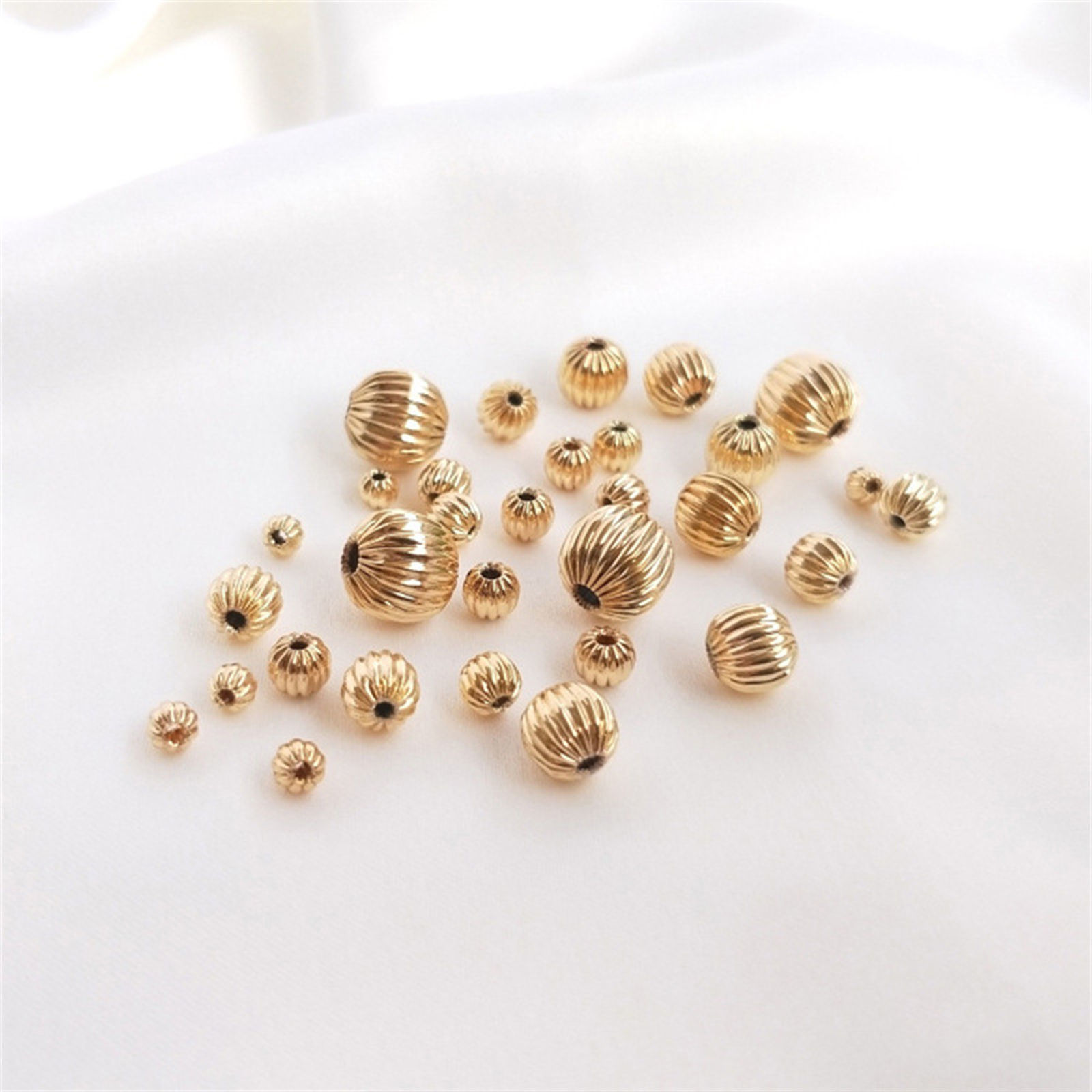 Bild von 10 Stück Messing Perlen zur DIY-Schmuckherstellung 14K Echtgold plattiert Rund Streifen