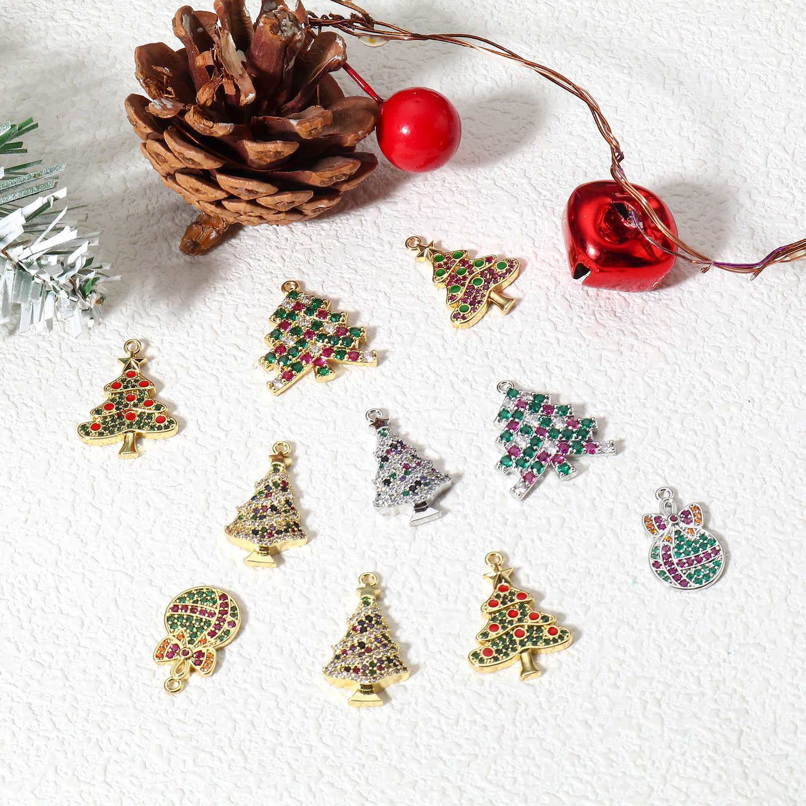 Bild von Messing Charms Weihnachten Weihnachtsbaum Micro Pave Bunt Zirkonia