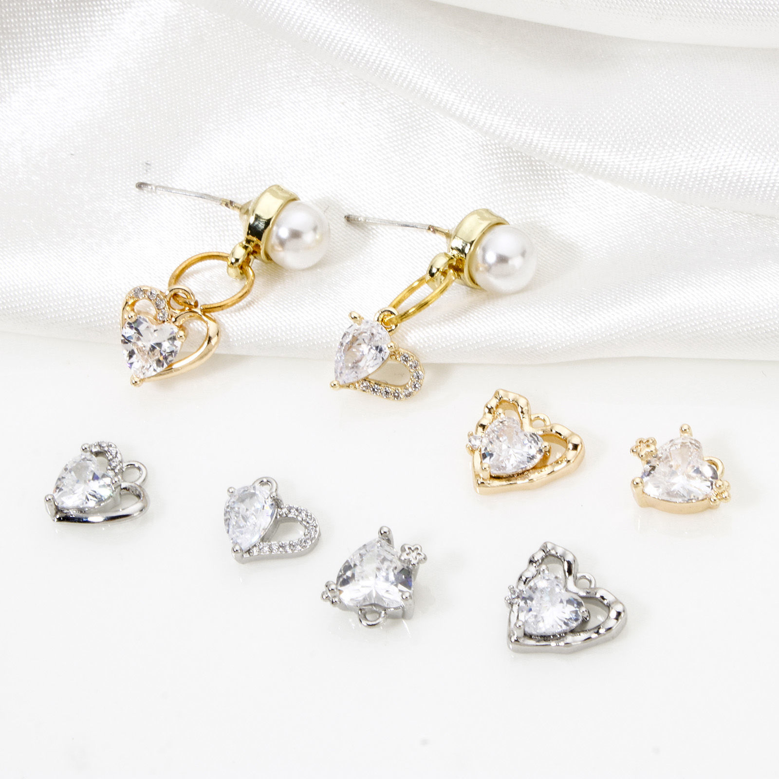 Picture of Eco-friendly Brass Valentine's Day Charms Real Gold Plated Heart Clear Cubic Zirconia