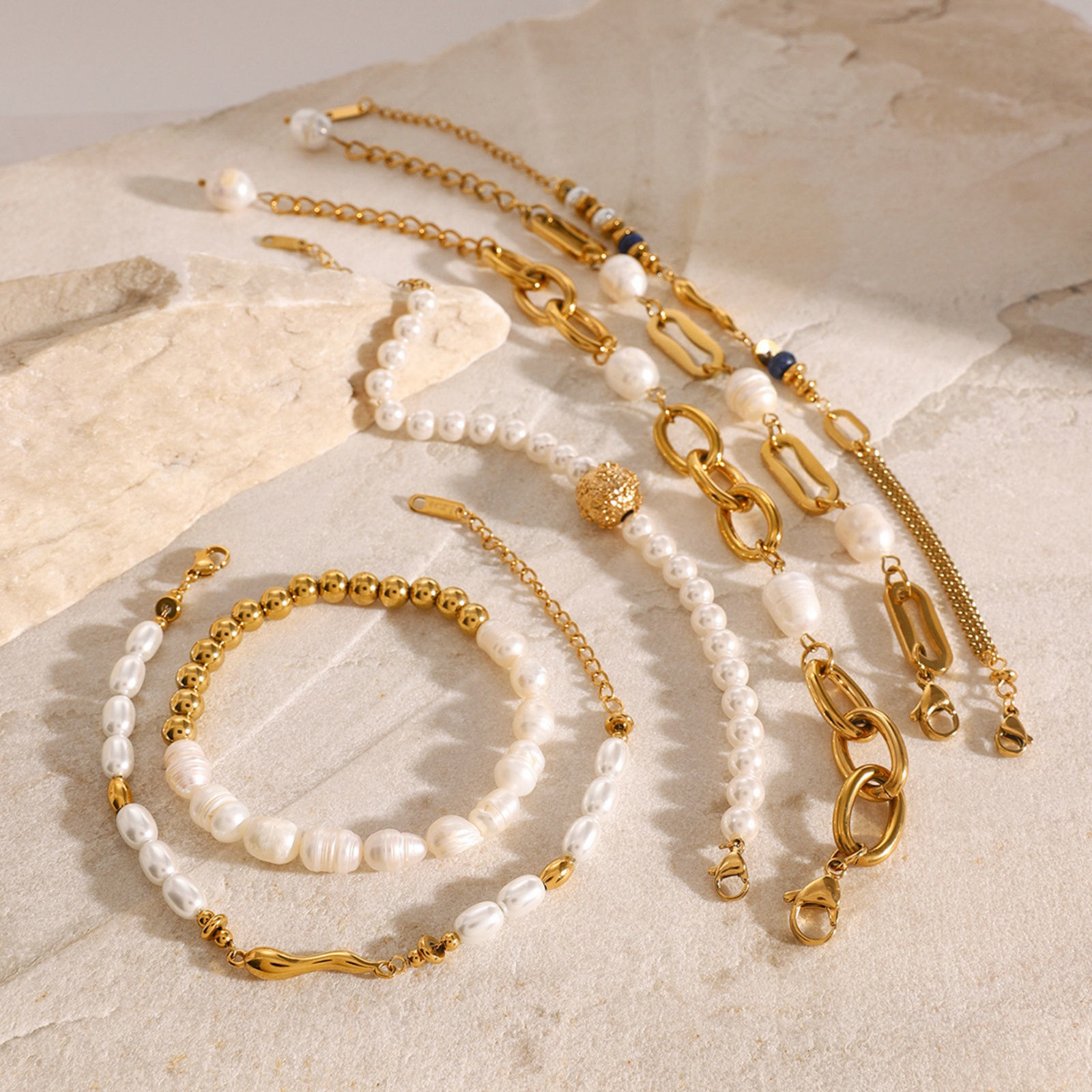 Picture of Eco-friendly PVD Vacuum Plating Ins Style 18K Real Gold Plated Stainless Steel Imitation Pearl Bracelets For Women