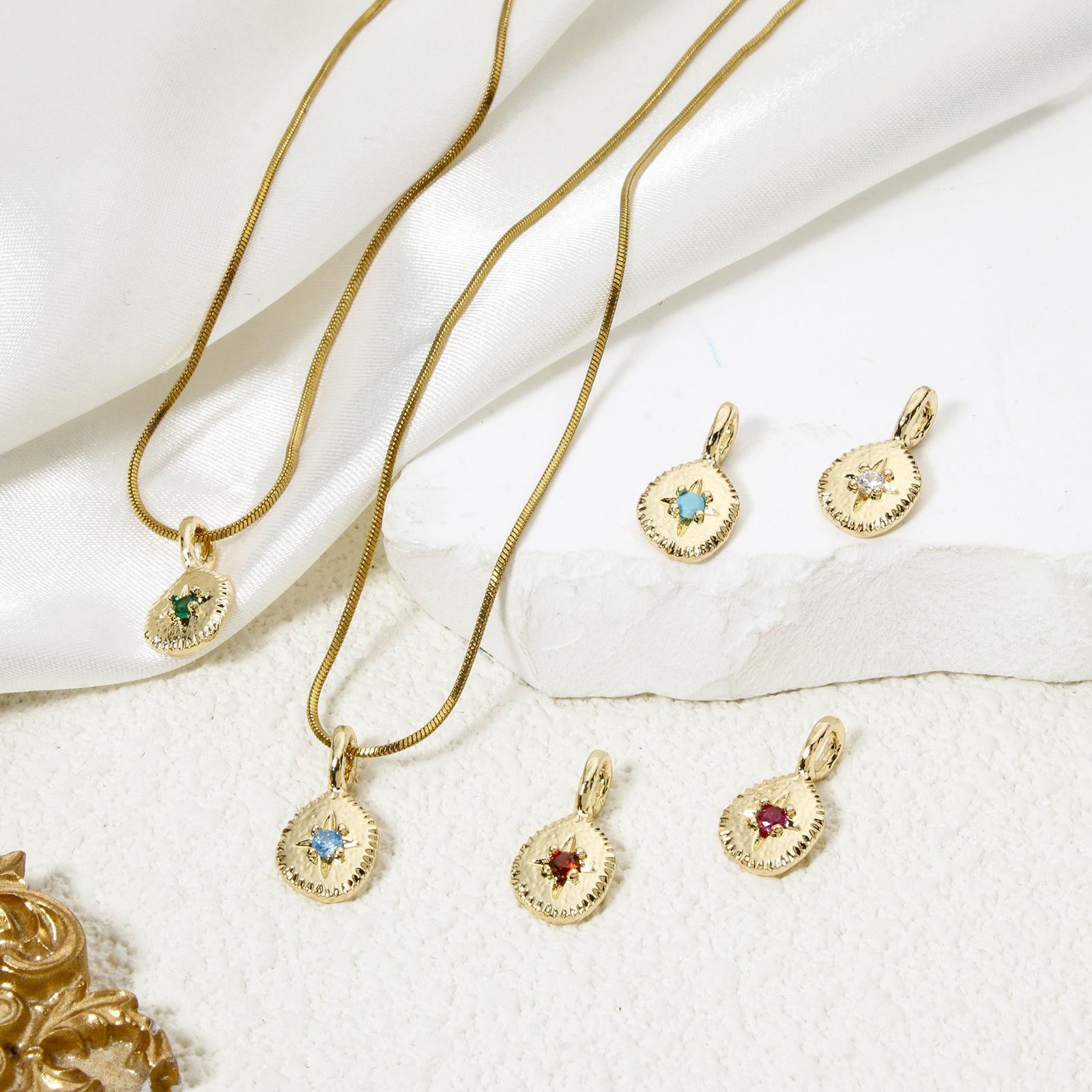 Bild von Messing Galaxis Charms 18K Vergoldet Unregelmäßig Stern 16.5mm x 8mm