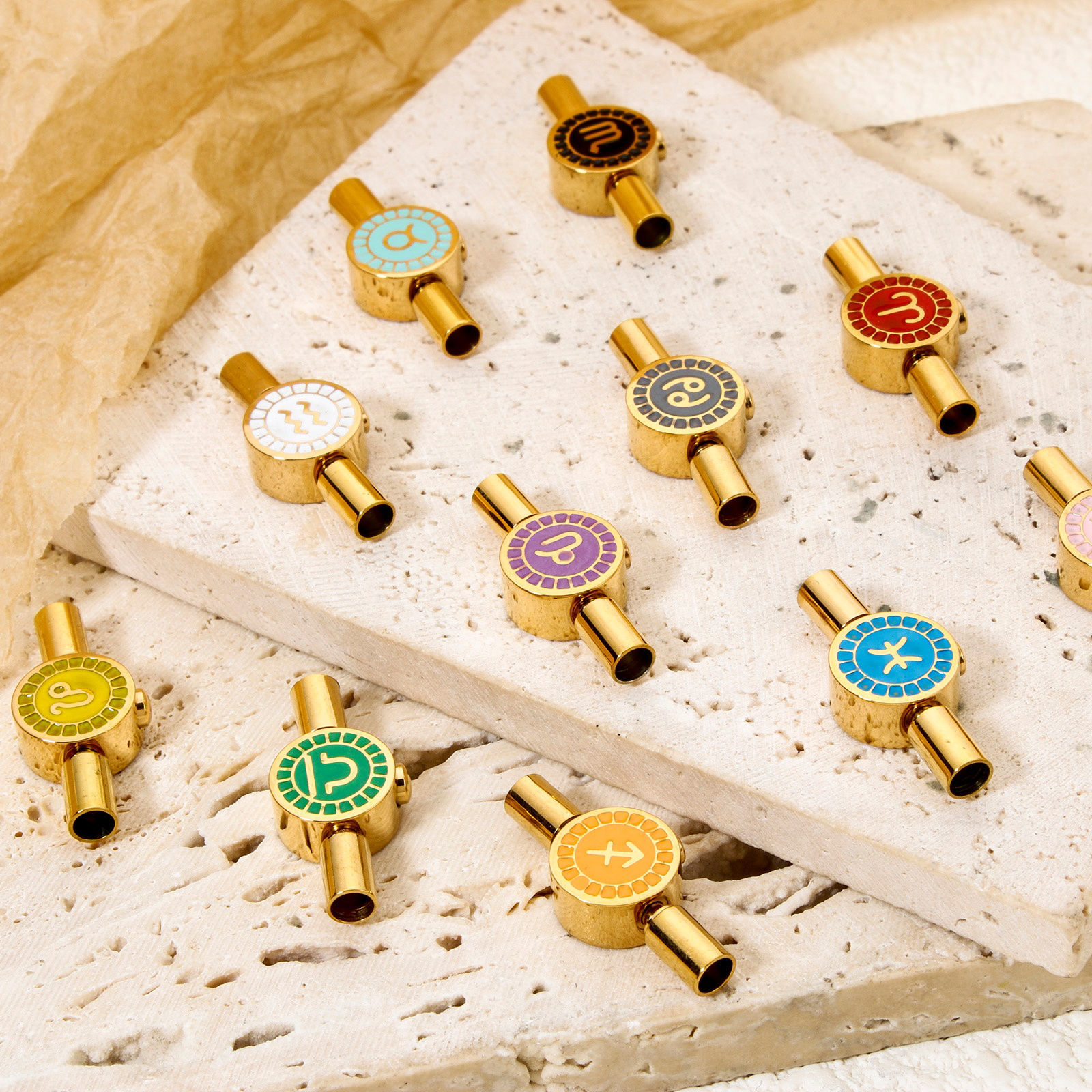 Bild von Umweltfreundliche PVD-Vakuumbeschichtung 304 Edelstahl Emaille Collierschlaufe Rund Sternbild 18K Vergoldet Umdrehbar (Für 3mm Schnur) 23mm x 10mm