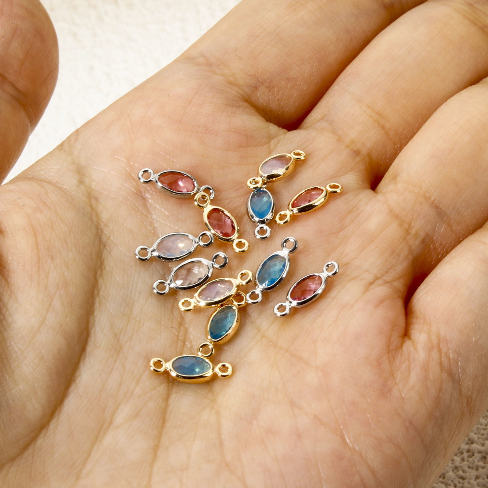Bild von Umweltfreundlich Messing Steckverbinder Charms Anhänger Oval Echtgold plattiert Bunt Strass 10mm x 4mm