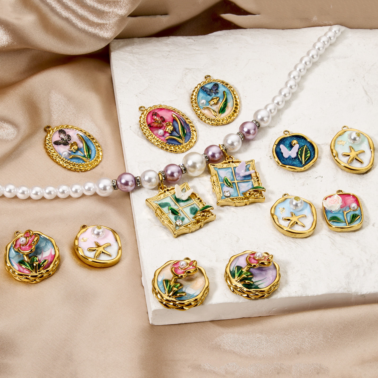 Imagen de 1 Unidad Recubrimiento al Vacío PVD Ecológico 304 Acero Inoxidable Estilo de Pintura al Óleo Colgantes Mariposa 18K Oro Real Chapado Multicolor Flor Esmalte
