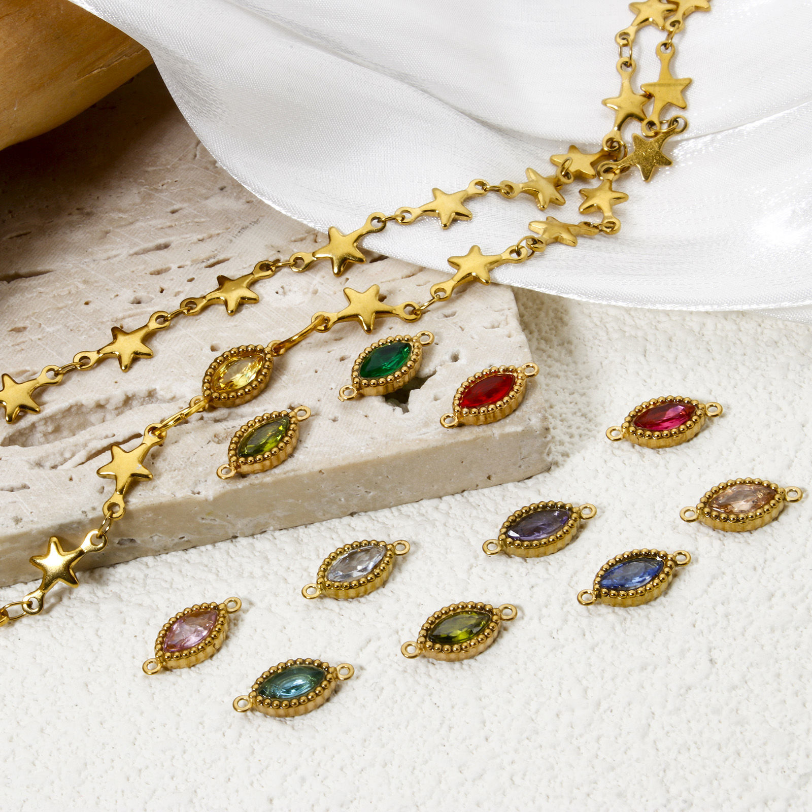 Immagine di 5 Pz Placcatura Sottovuoto PVD Ecologica 304 Acciaio Inossidabile Geometrico Pendenti Charms Connettori Olive Placcato Oro 18K Multicolore Strass 13mm x 6mm