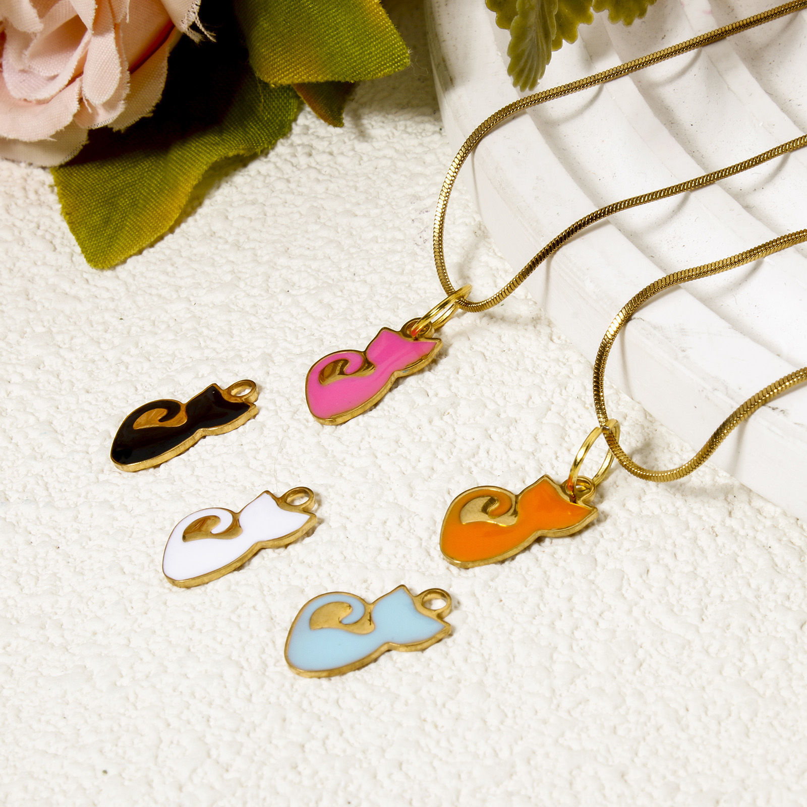 Picture of Vacuum Plating Pet Silhouette Charms 18K Gold Plated Enamel Cat Animal 15mm x 8mm