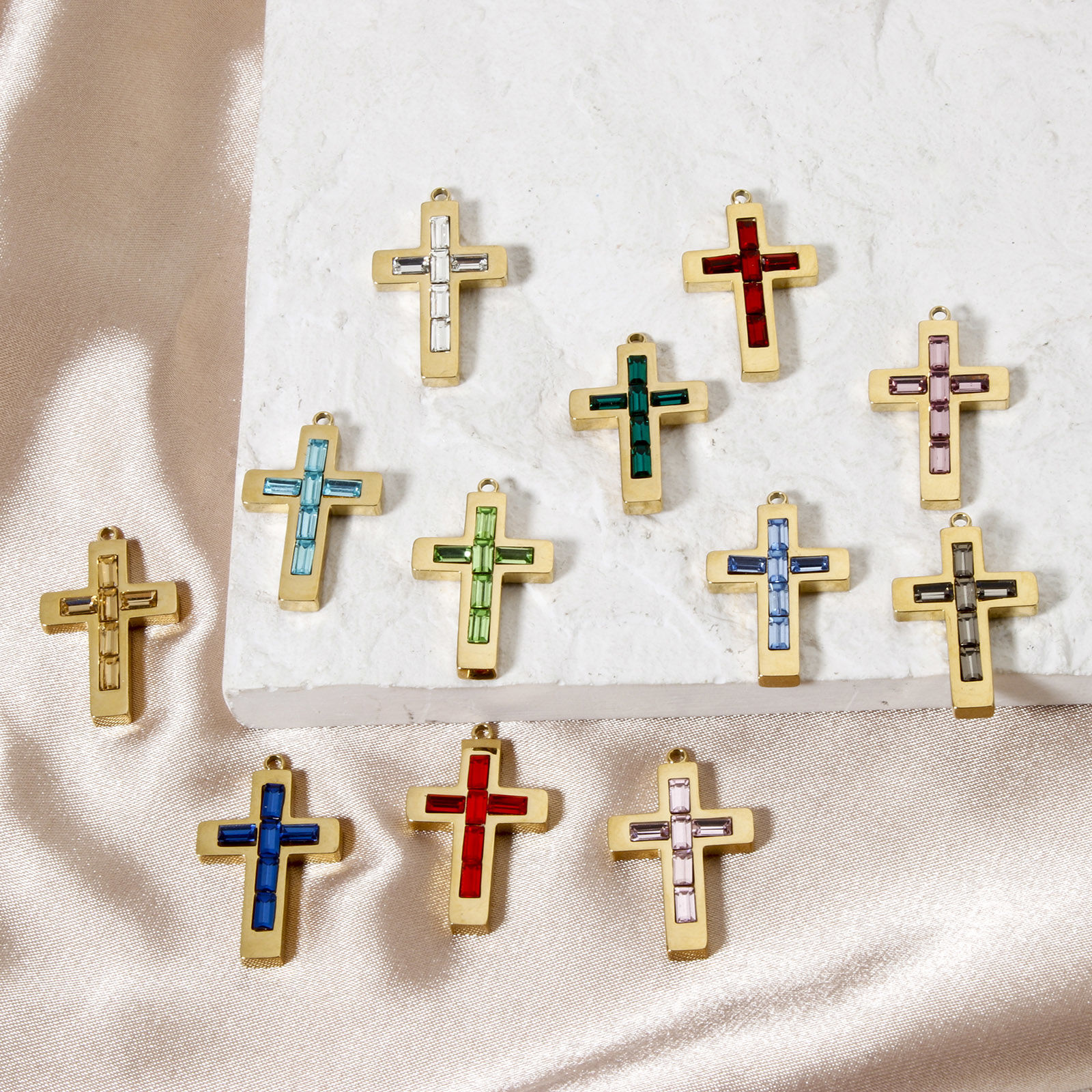 Immagine di 1 Pz Placcatura Sottovuoto PVD Ecologica 304 Acciaio Inossidabile Pietre Nascita Ciondoli Croce 14K Vero Oro Placcato 25mm x 15mm